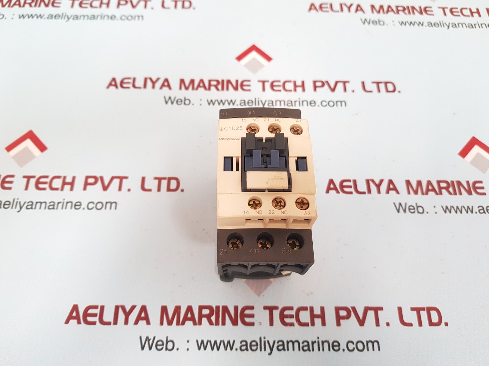 Telemecanique lc1d25 contactors with lad4rcu coil