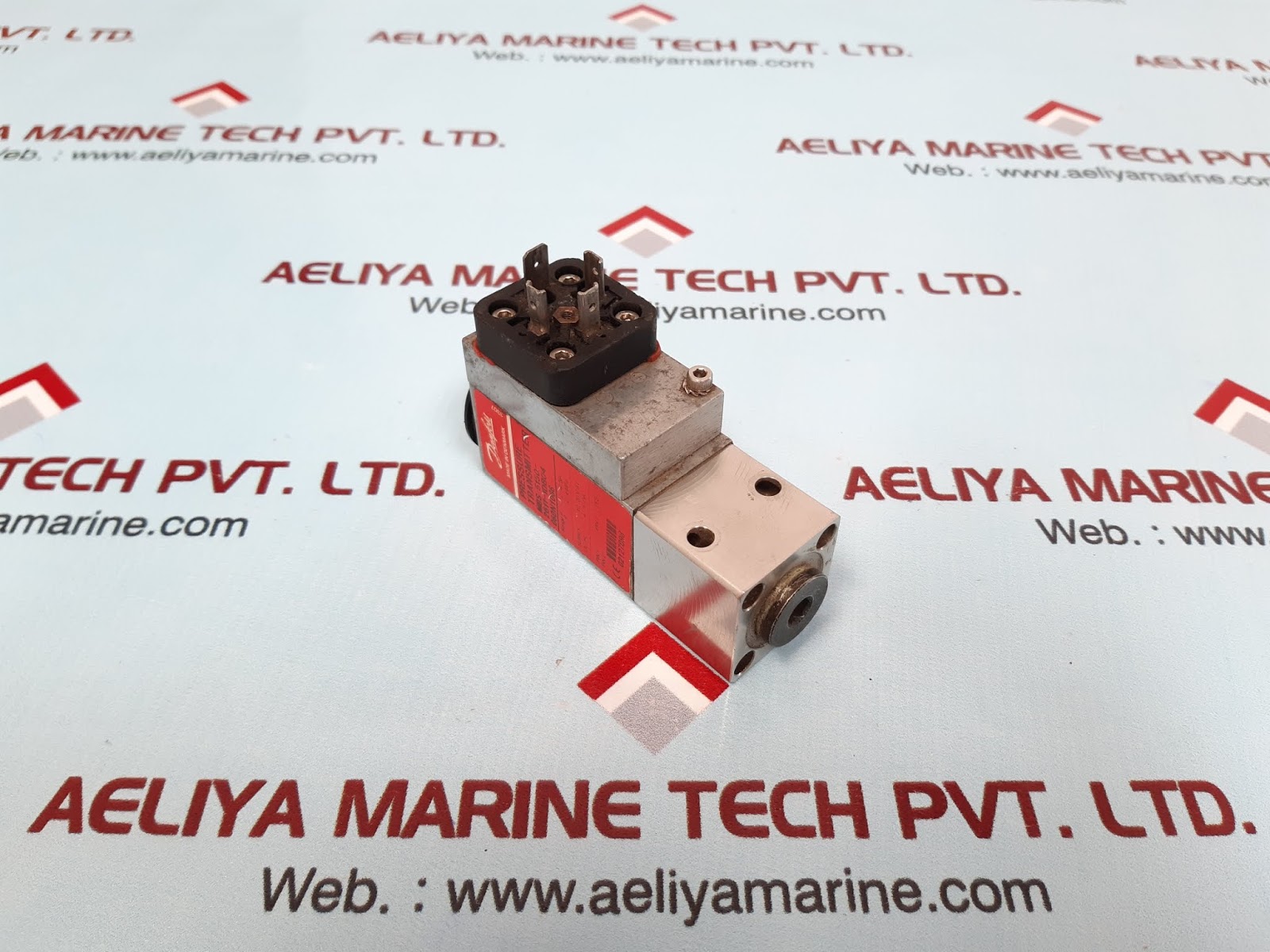 Danfoss mbs 5150-2611-1db04 pressure transmitter 060n1066 - Image 2