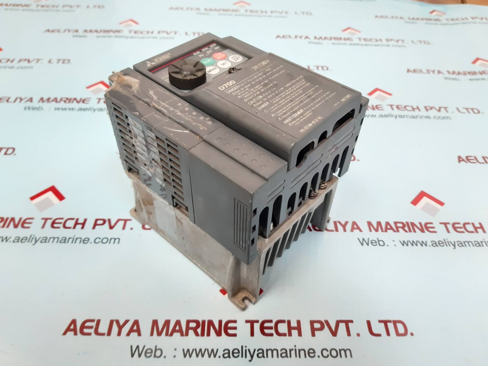 MITSUBISHI FR-D740-012-EC VARIABLE FREQUENCY DRIVE - Image 2