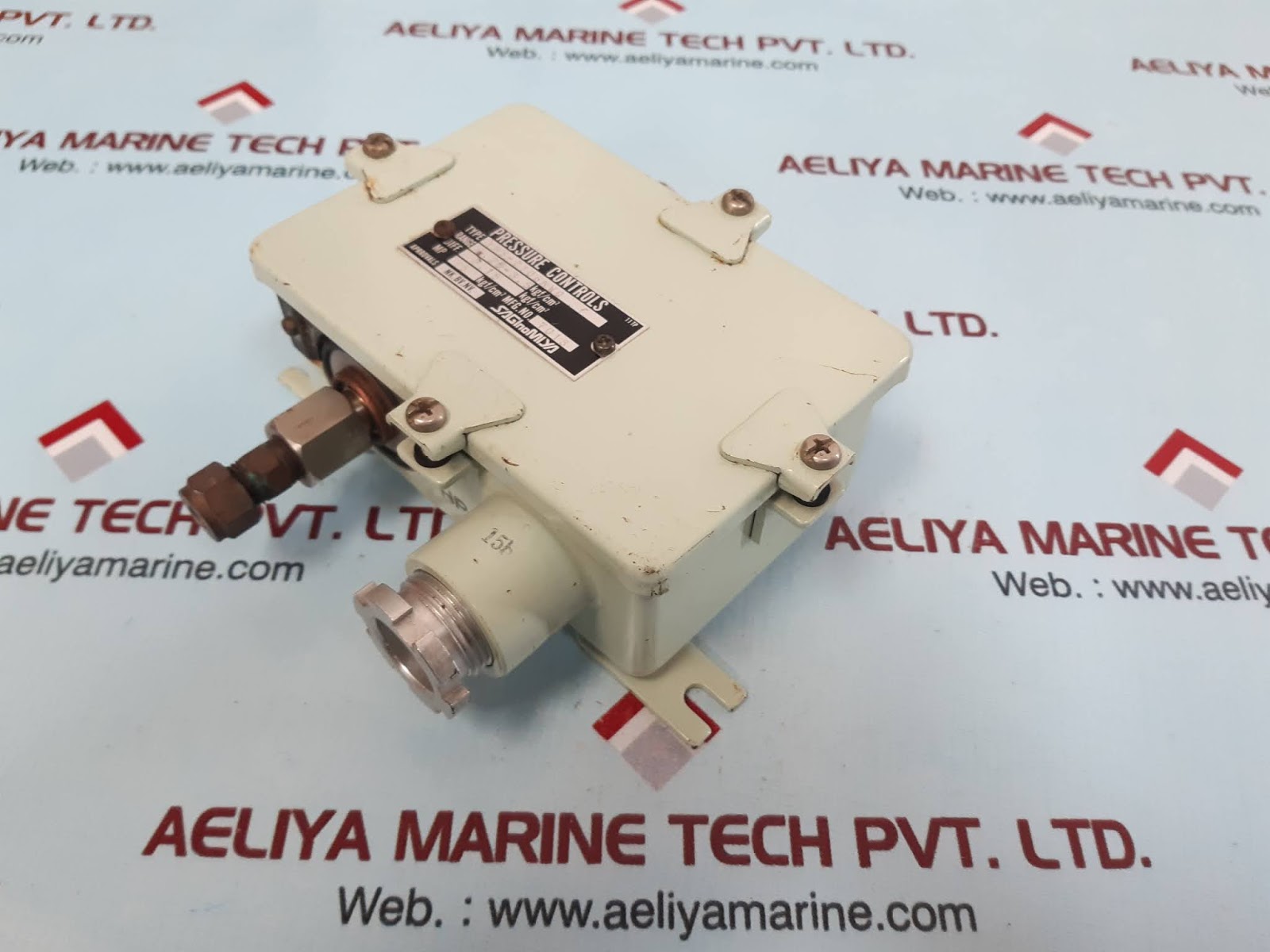 SAGINOMIYA YNS-C106NWQ PRESSURE SWITCH - Image 2