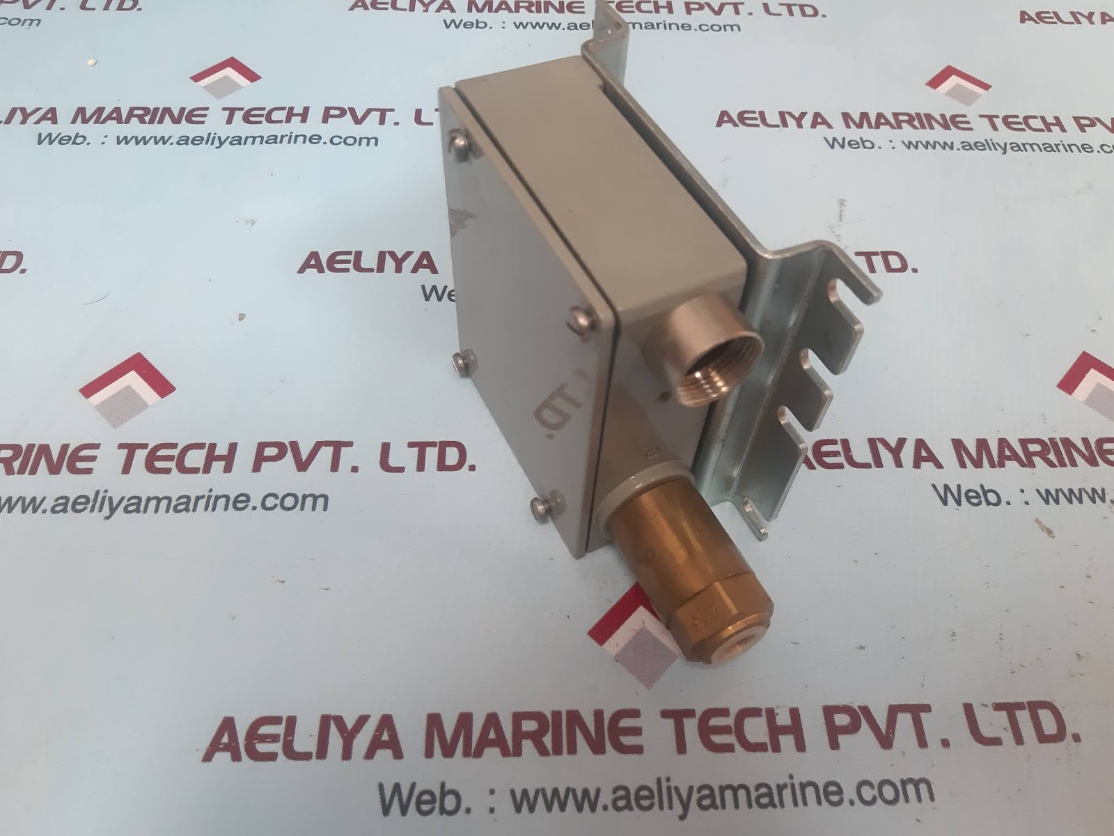 TRAFAG 904.2381 PRESSURE TRANSMITTER - Image 3