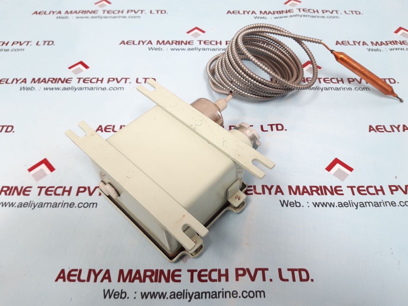 SAGINOMIYA TPS-K2100WL3Q TEMPERATURE CONTROLS - Image 2