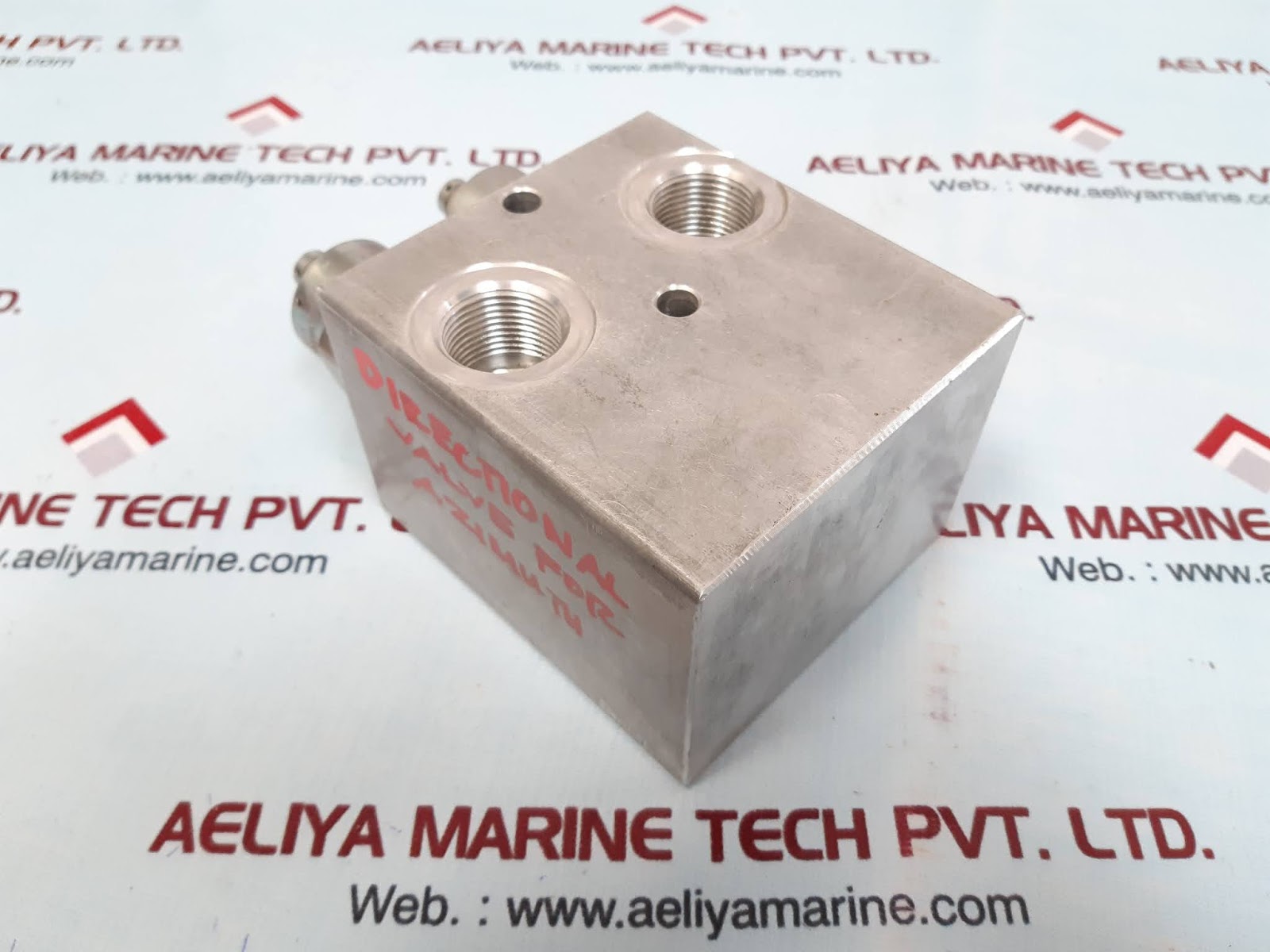 EATON C2543F DIRECTIONAL VALVE - Image 2