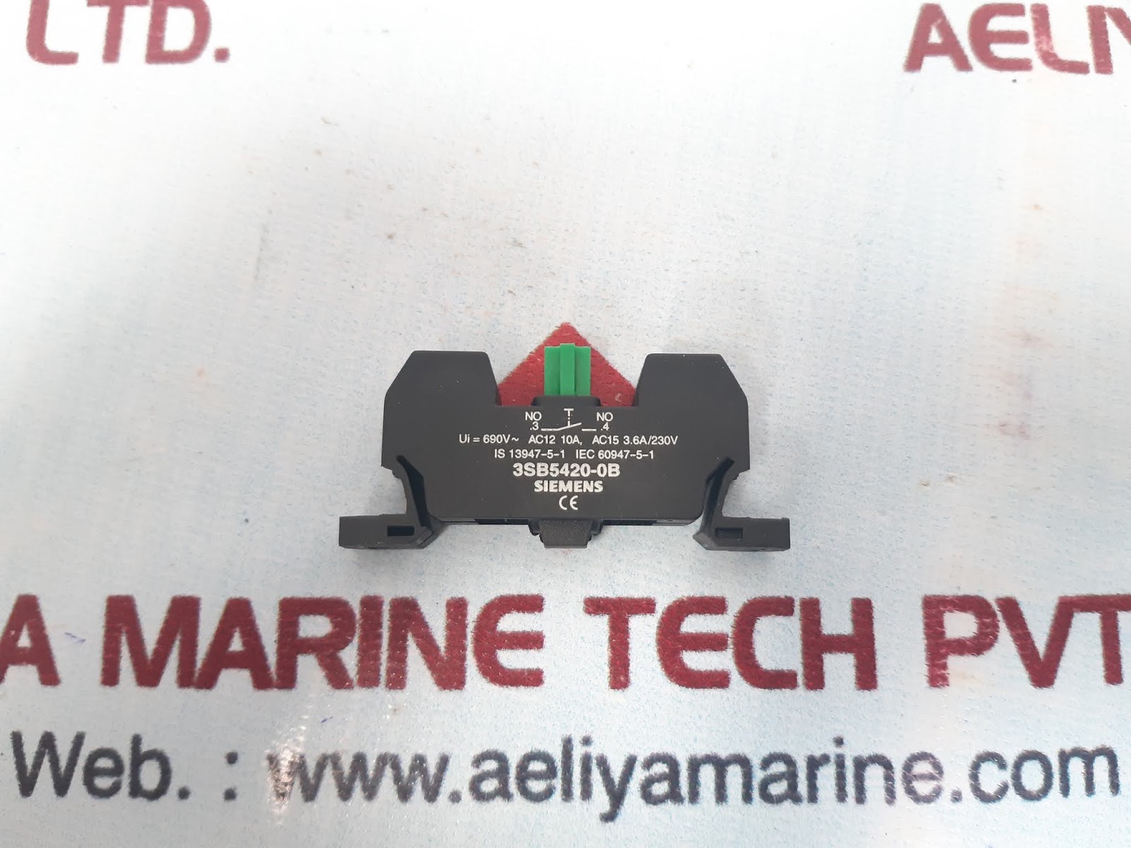 SIEMENS 3SB5420-0B PUSH BUTTON CONTACT BLOCK - Image 2