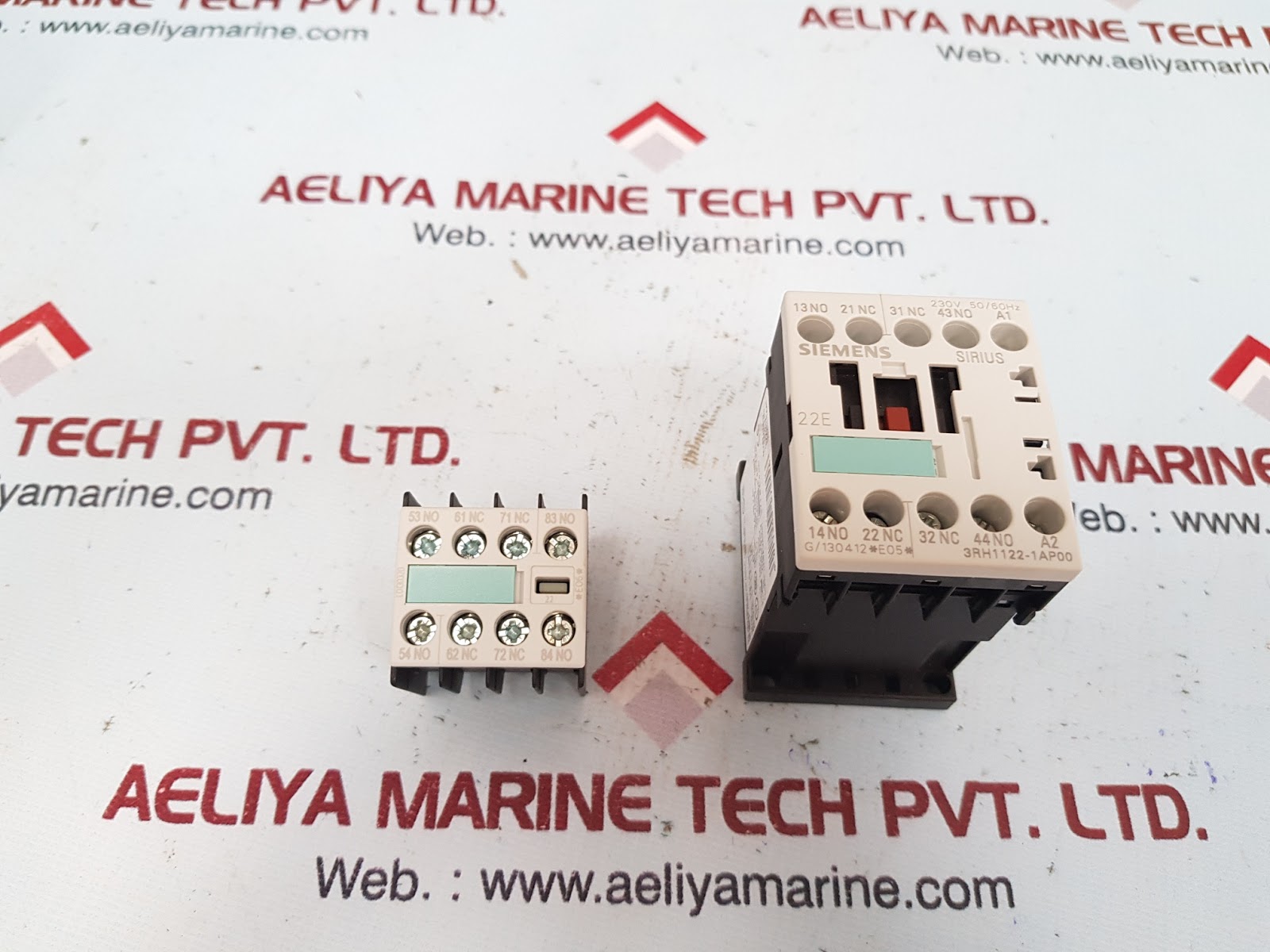 SIEMENS 3RH1911-1FA22 AUXILIARY CONTACT BLOCK/ SIEMENS 3RH1122-1AP00 CONTACTOR RELAYS - Image 2