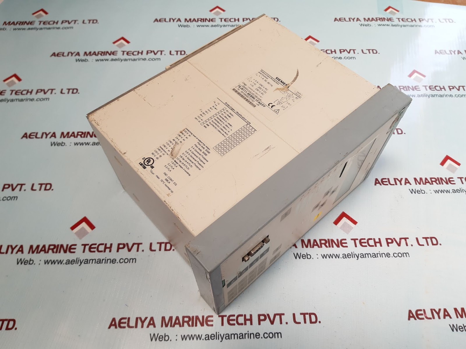 SIEMENS SIPROTEC 7SJ61 OVERCURRENT PROTECTION AND CONTROL 7SJ6111-5EB90-1FA0/FF - Image 2