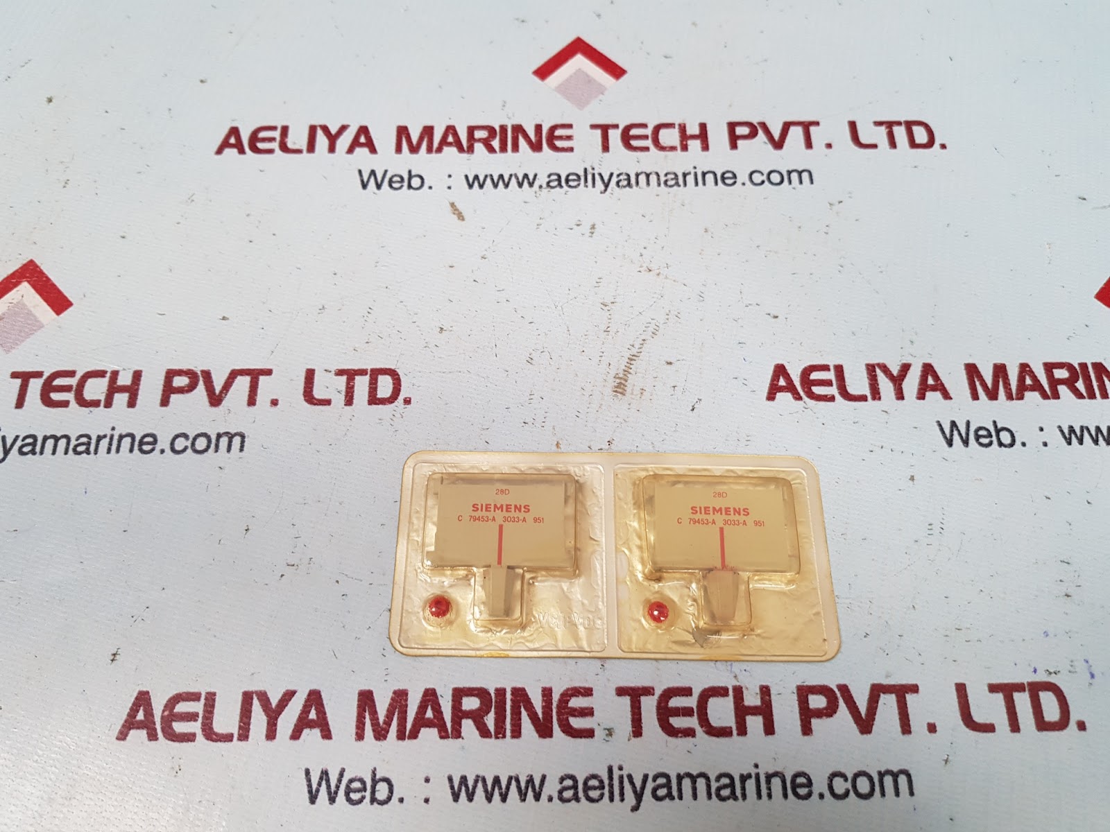 SIEMENS C 79453-A 3033-A 951 28D