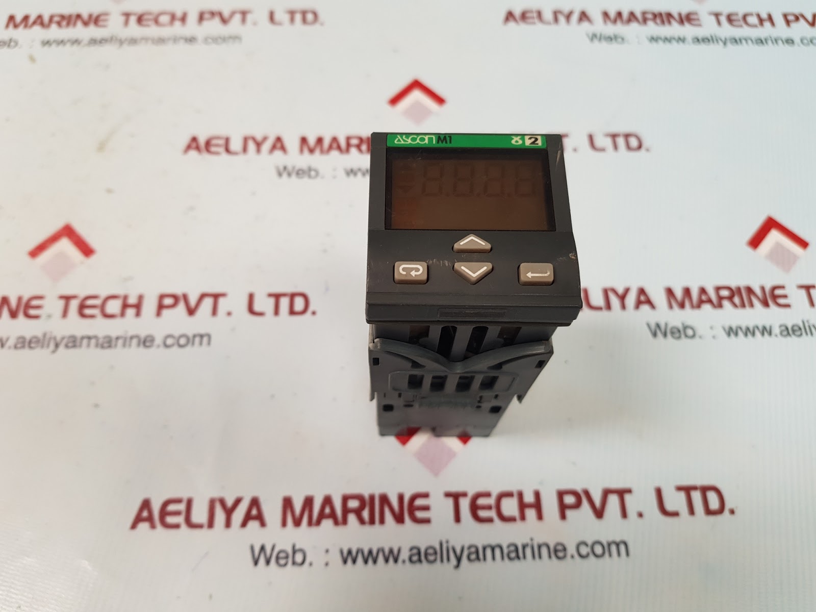 ASCON M1-3000-0000 DIN CONTROLLER/INDICATOR WITH DEVIATION DISPLAY