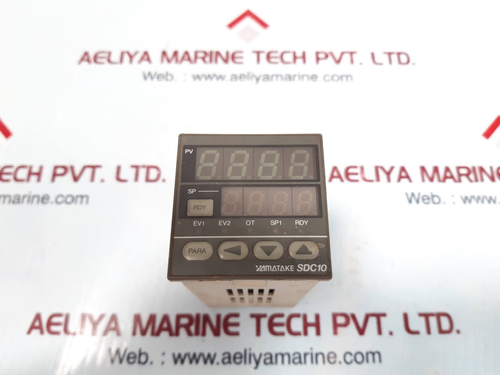 YAMATAKE SDC10 TEMPERATURE CONTROLLER C1010DTA0100