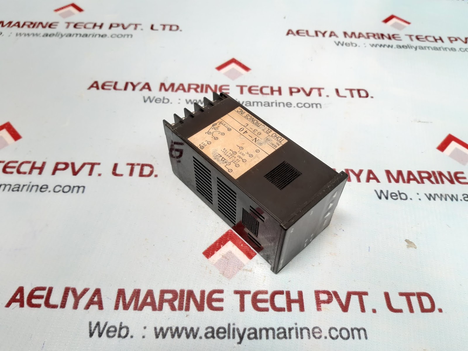 TOHO ELECTRONICS CN-40 DIGITAL TEMPERATURE CONTROLLER - Image 2