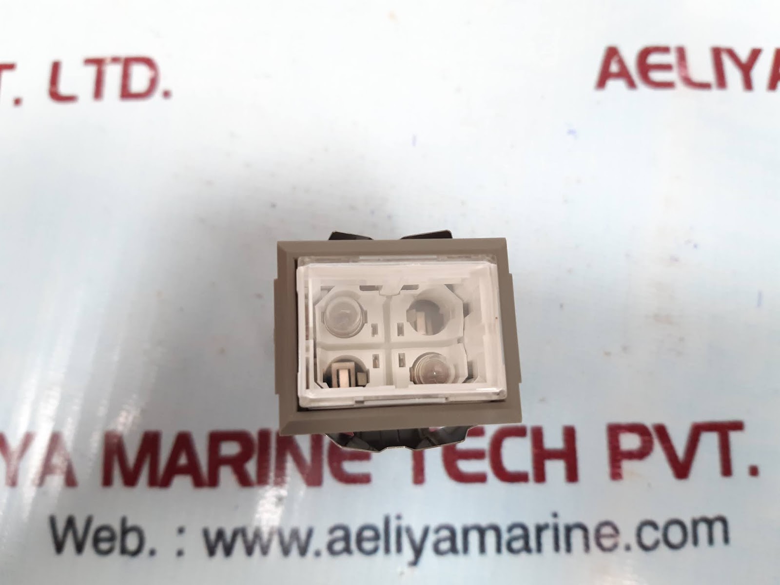 FUJI ELECTRIC FA AG23-L COMMAND SWITCH - Image 3