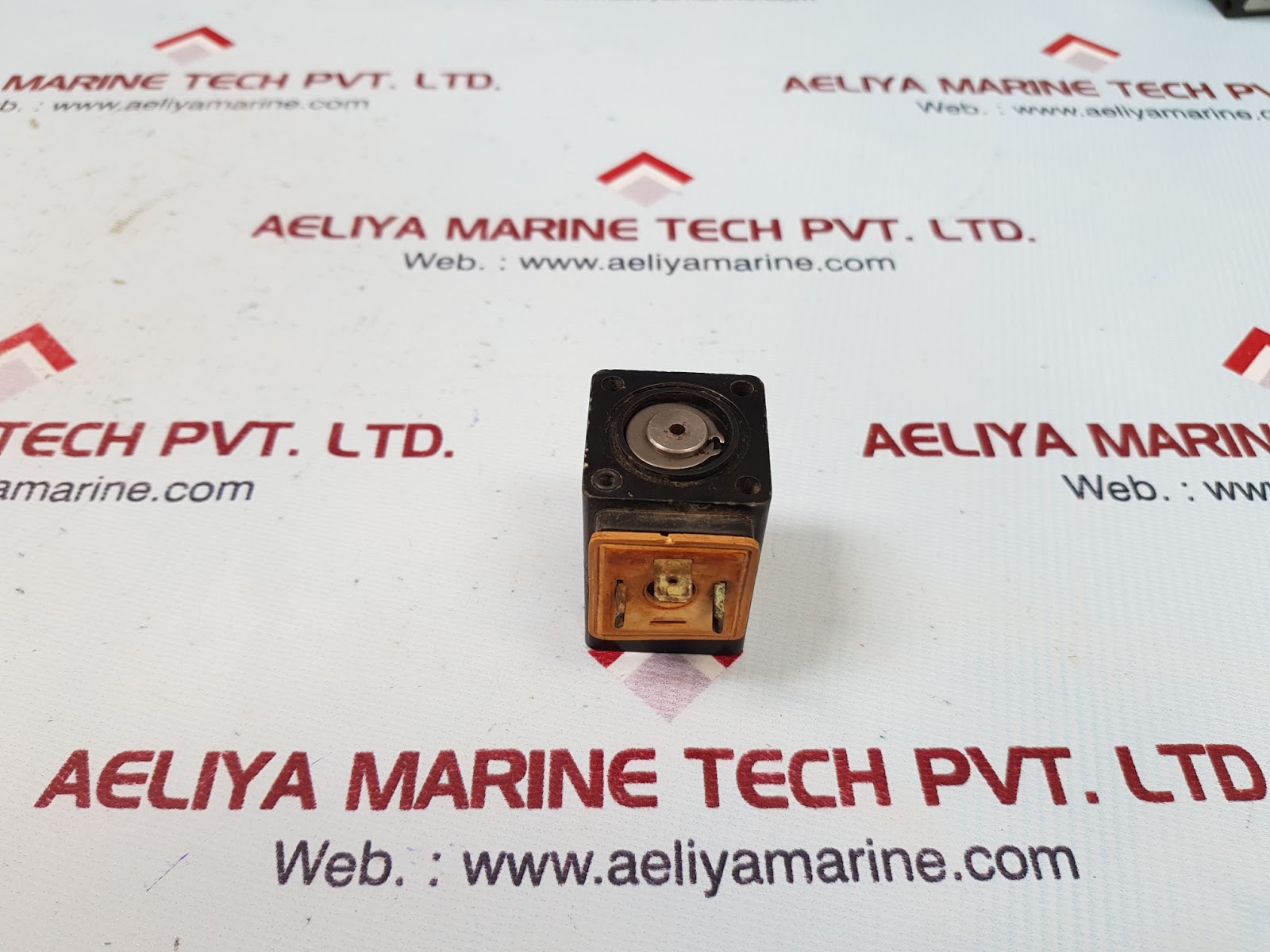 BURKERT 304/C SOLENOID VALVE COIL - Image 3