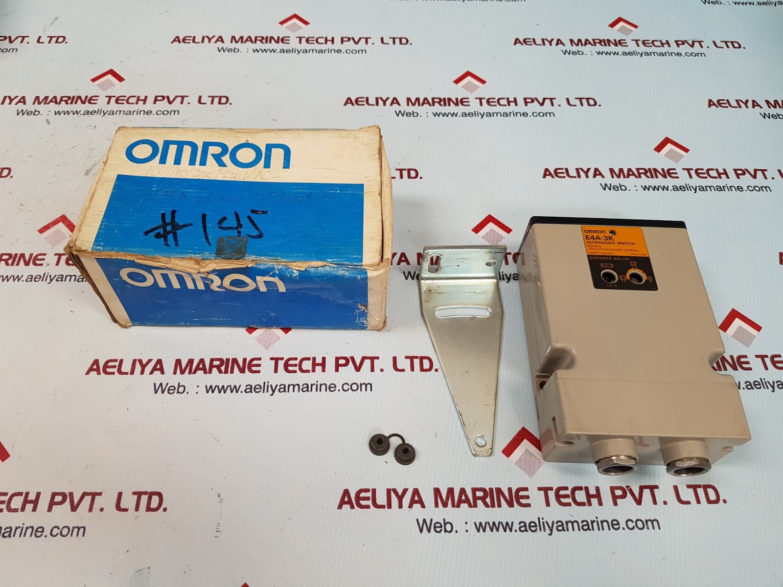 OMRON E4A-3K ULTRASONIC REFLECTIVE SENSOR