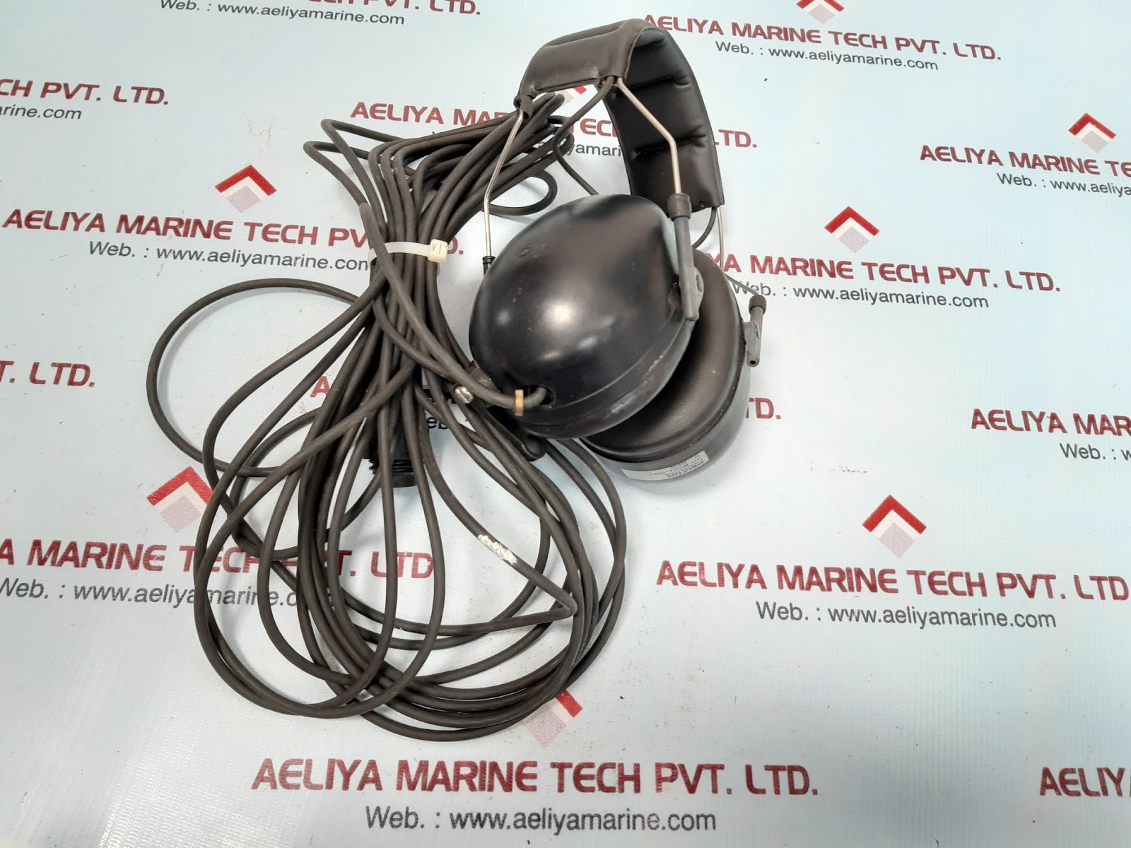 PELTOR MT7H7A-T5061F COMMUNICATIONS HEADSET - Image 3