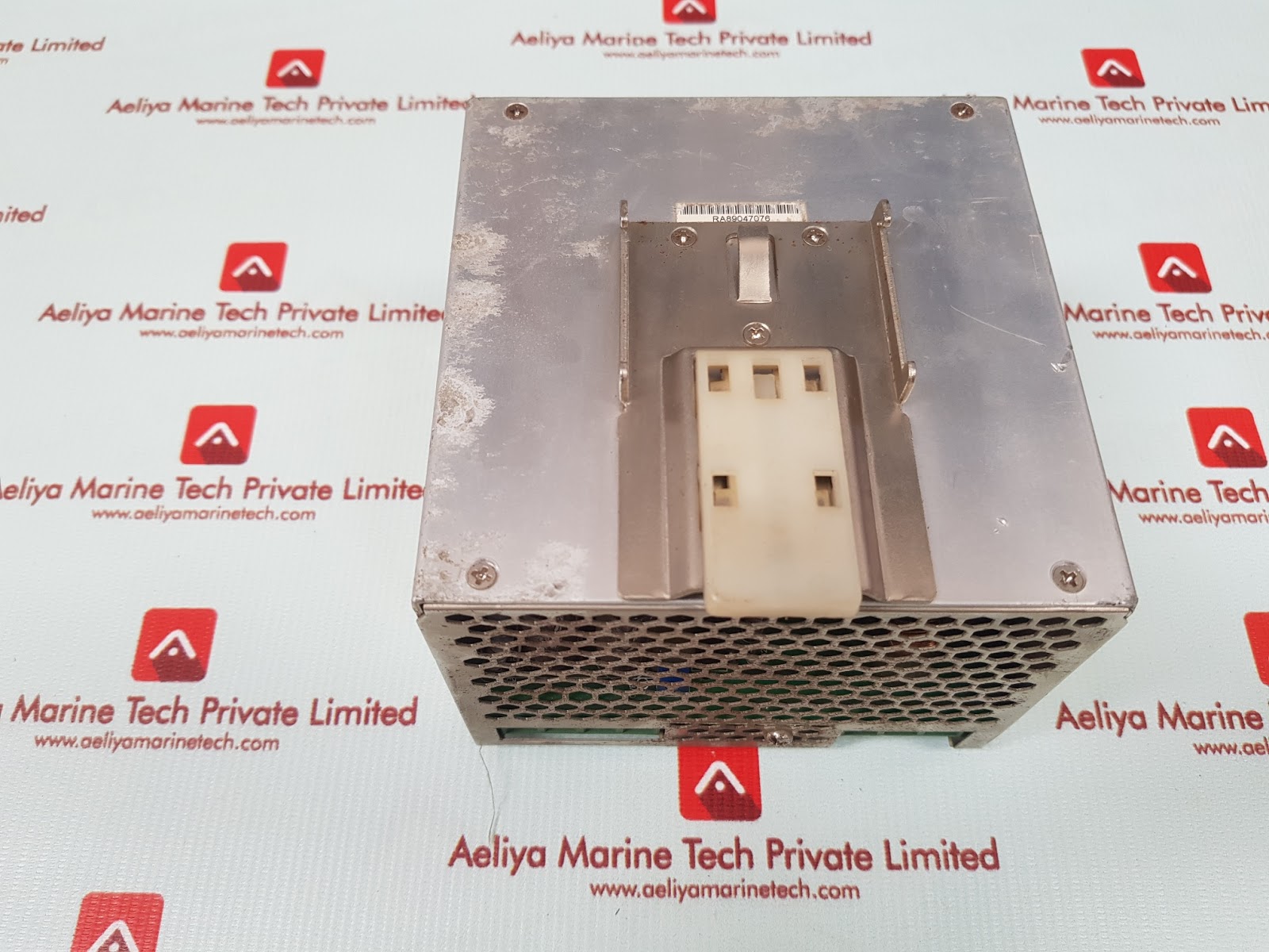 MEAN WELL DRP-240-24 SWITCHING REGULATOR - Image 3