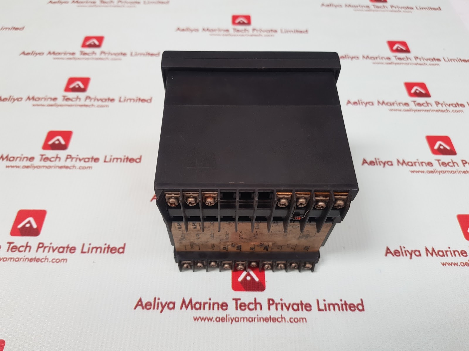 TIPL P909 TEMPERATURE CONTROLLER - Image 3