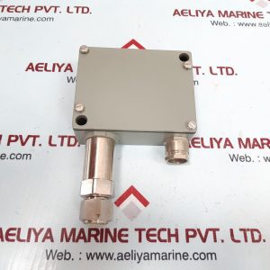 TRAFAG 8202.79.2212 PRESSURE TRANSMITTER