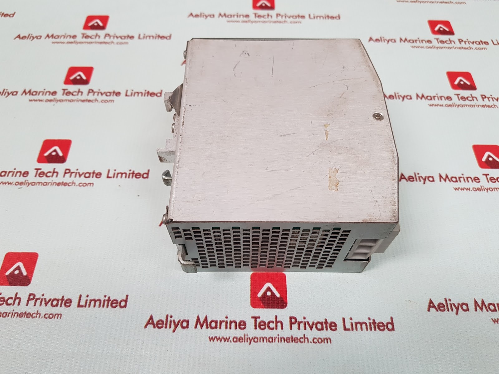 SOLA SDN 5-24-100P POWER SUPPLY - Image 3