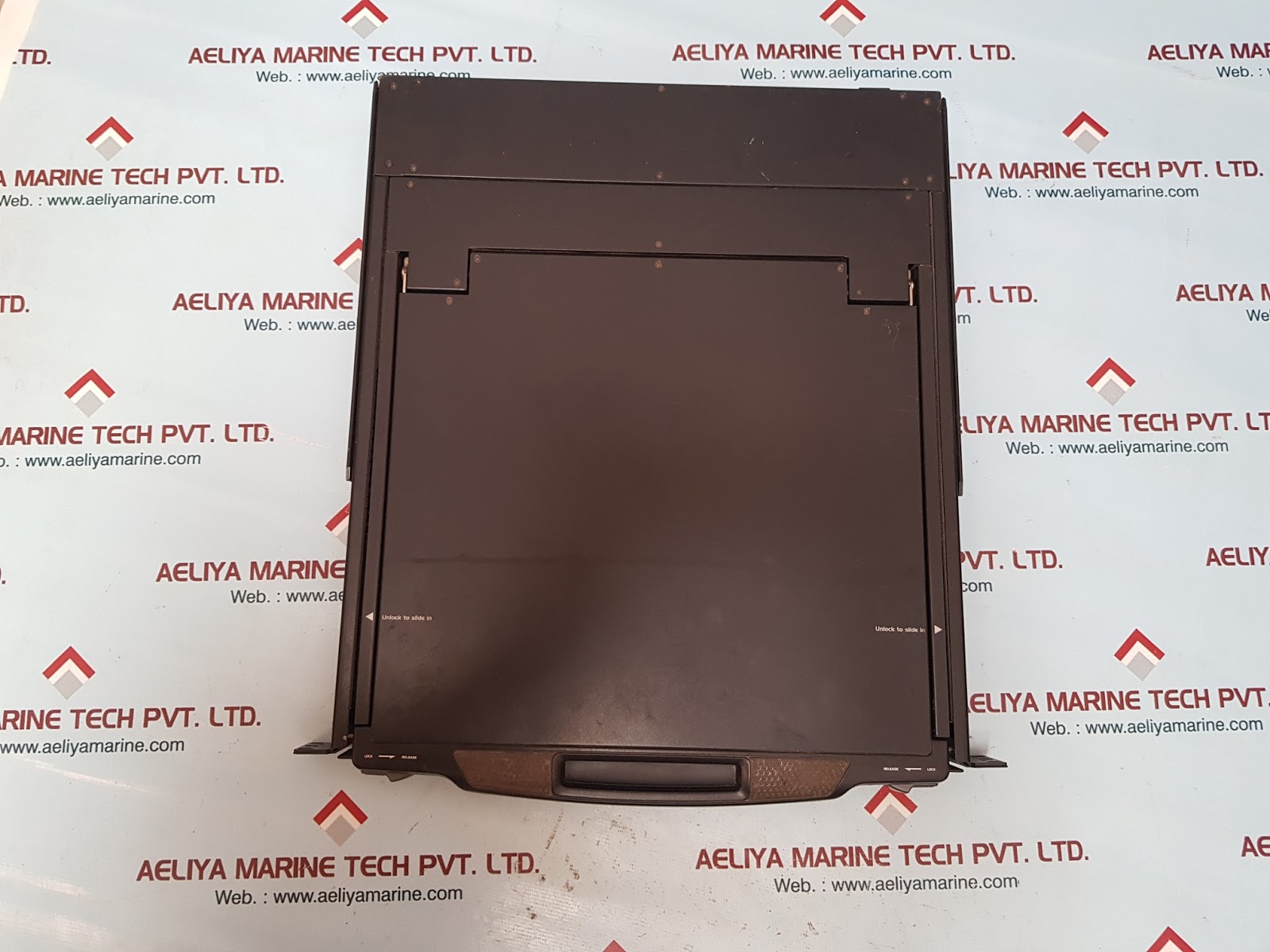 ATEN CL1000M LCD CONSOLE - Image 2