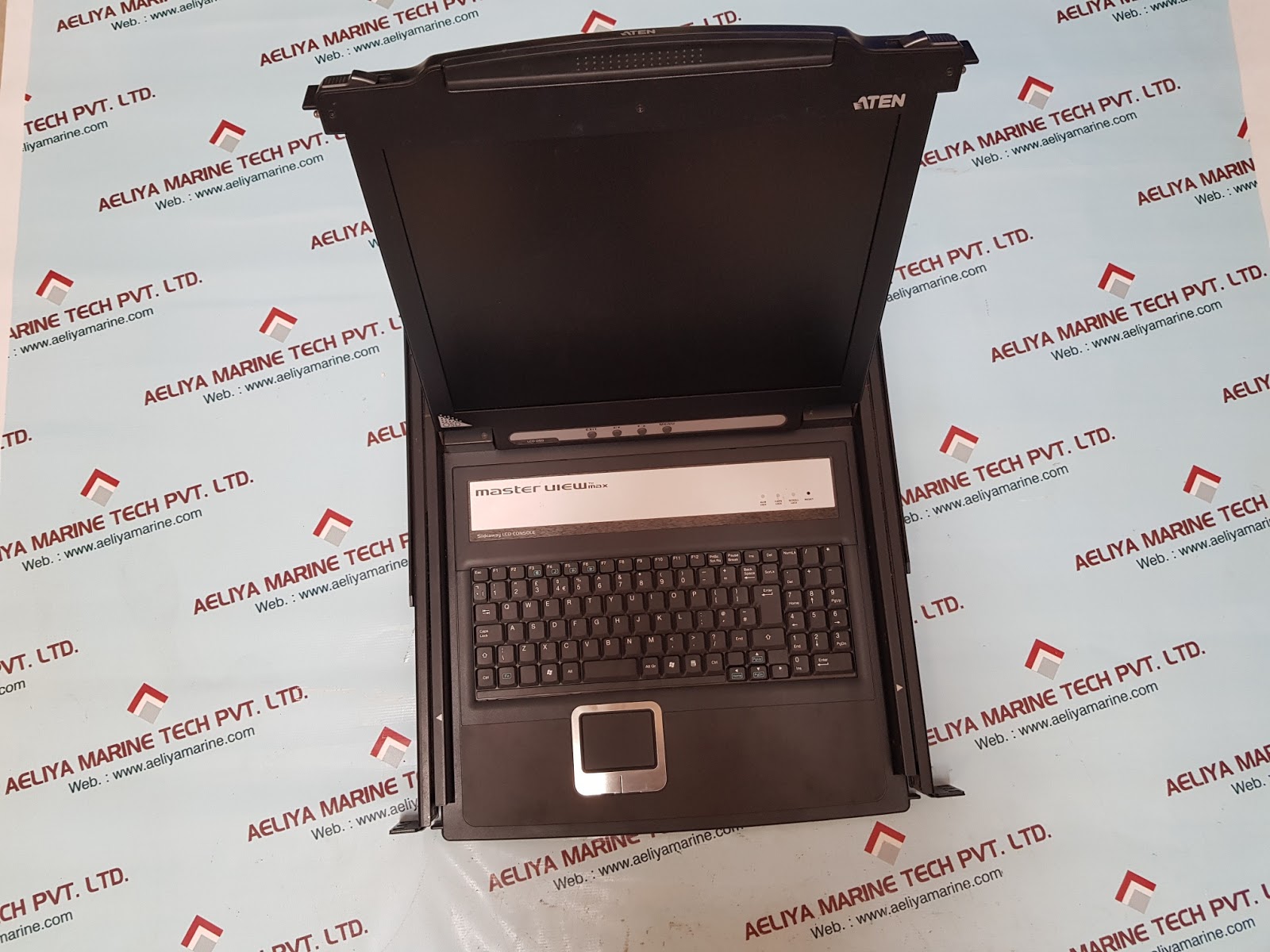 ATEN CL1000M LCD CONSOLE