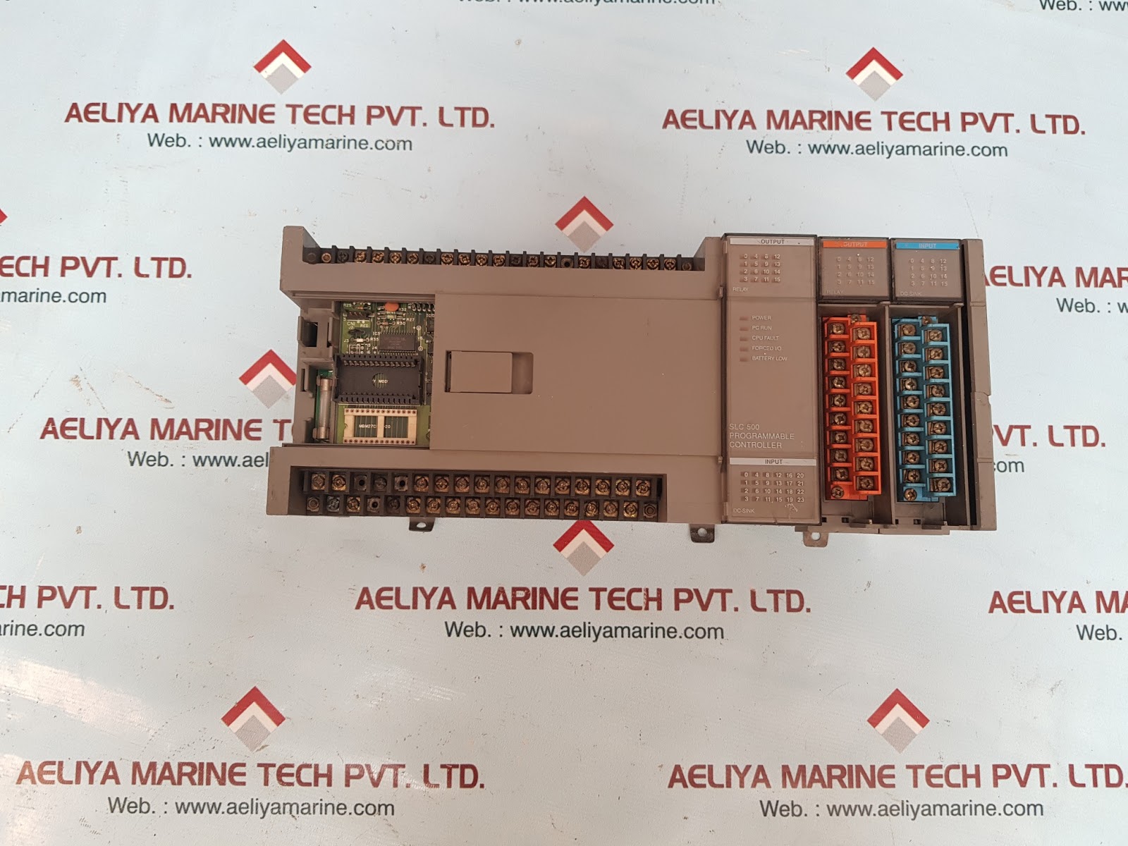 ALLEN-BRADLEY SLC 500 PROCESSOR UNIT / PROGRAMMABLE CONTROLLER 1747-L40C