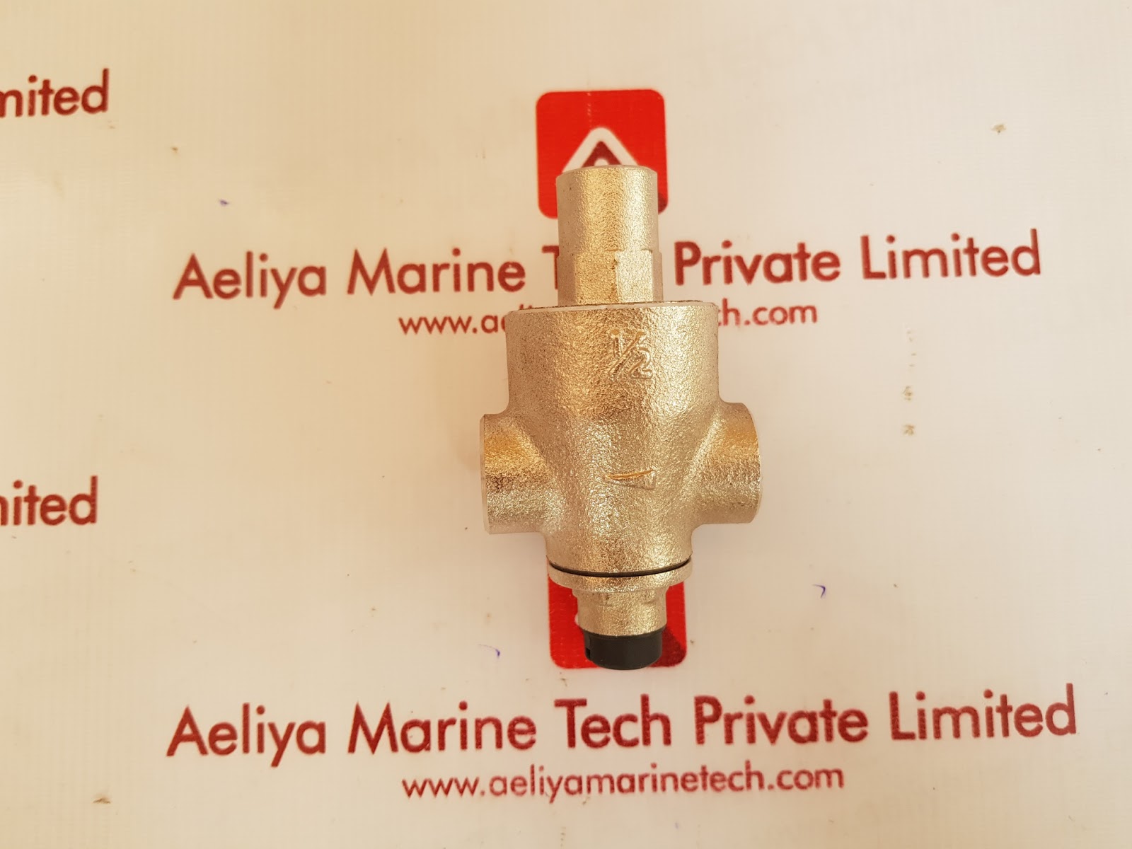 S.W PRESSURE REDUCING VALVE 1/2 - Image 2