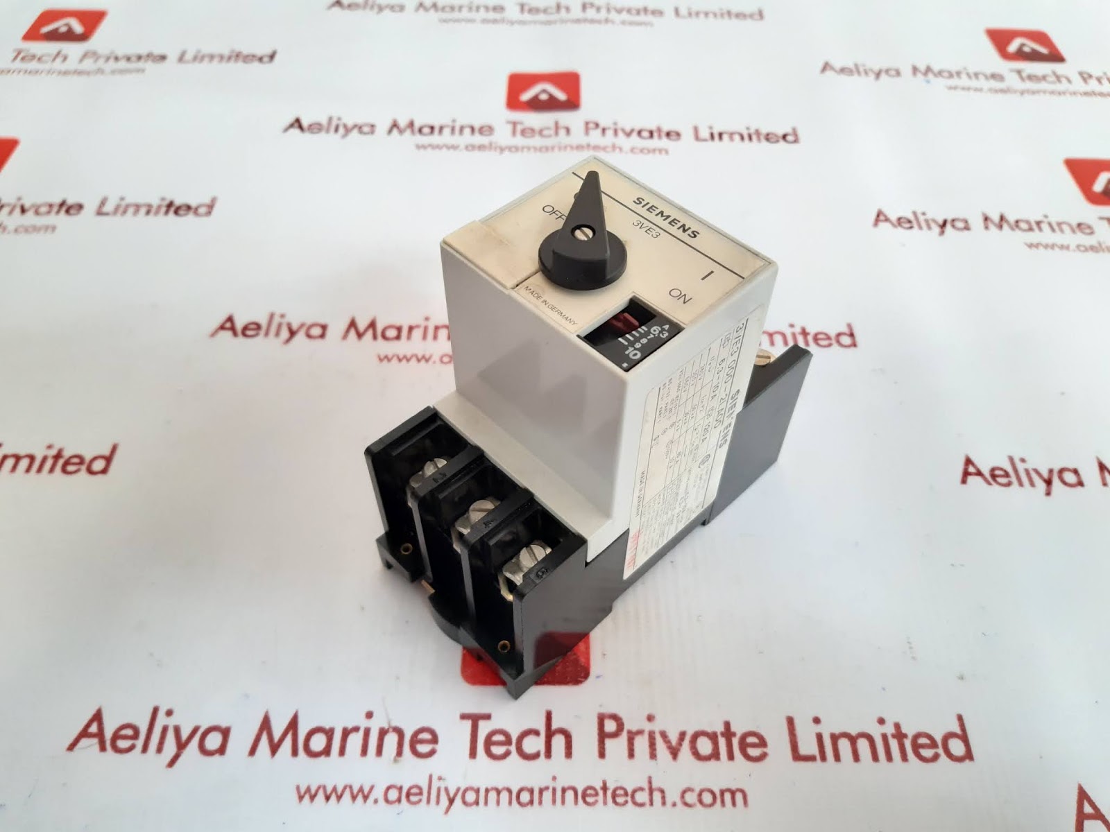 SIEMENS 3VE3 000-2LA00 MOTOR PROTECTOR - Image 2