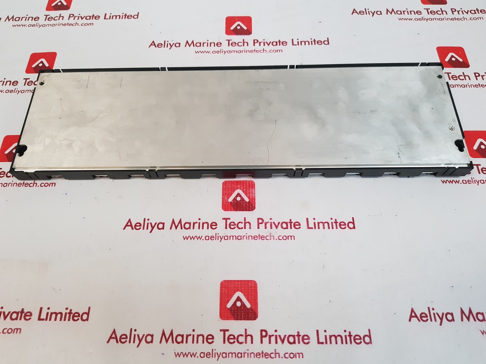 PROGRAMMABLE CONTROLLER 10 SLOT BASE IC693CHS391J - Image 3