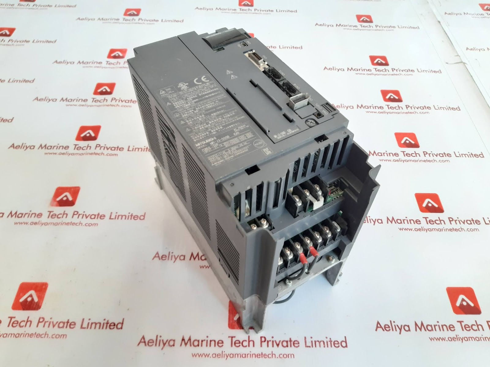 MITSUBISHI MR-J3-500B(GA) SERVO AMPLIFIER - Image 2