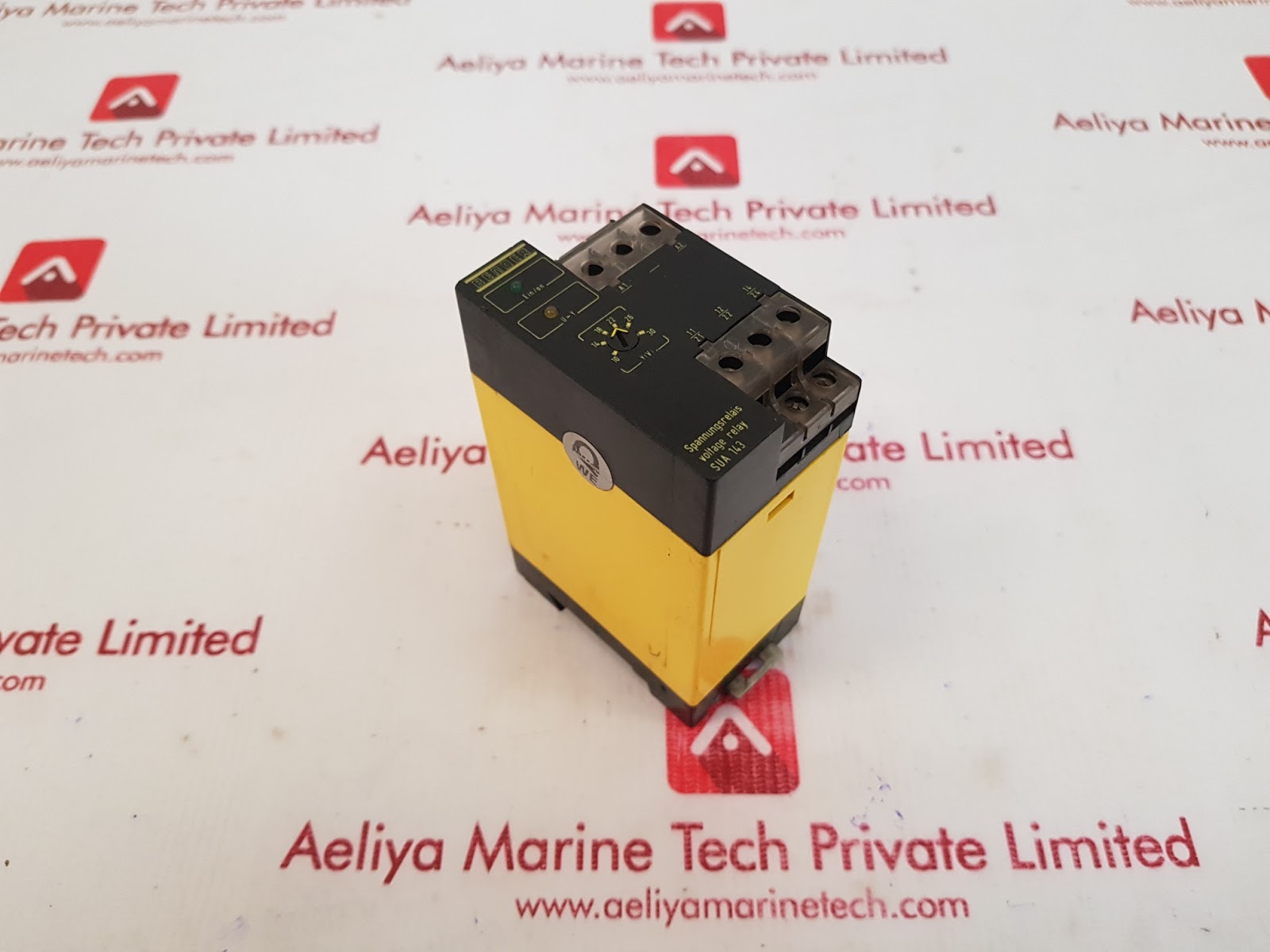 BENDER SUA143 VOLTAGE RELAY B932802