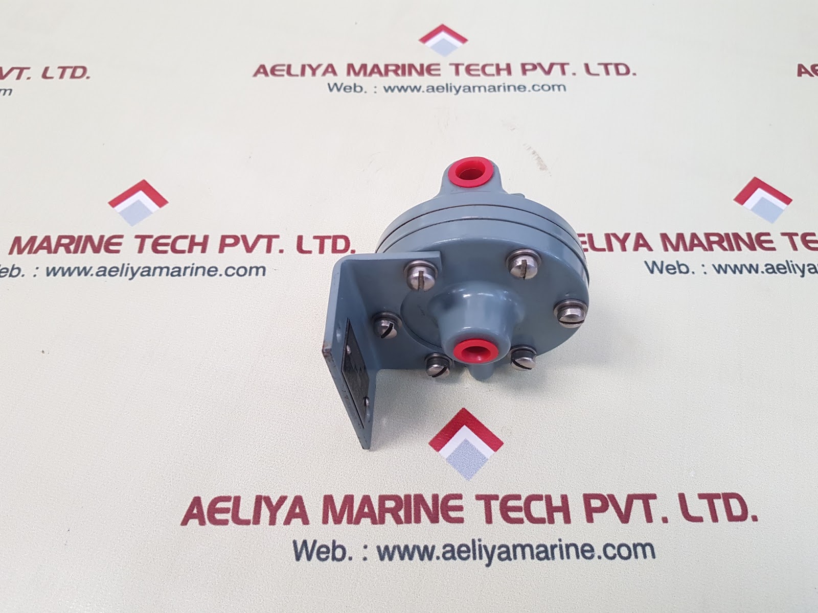 MOORE 66 BA4 PNEUMATIC RELAY - Image 2