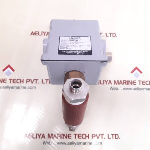 SWITZER INSTRUMENT BGM 025 M SLM 0D A FLOW SWITCH