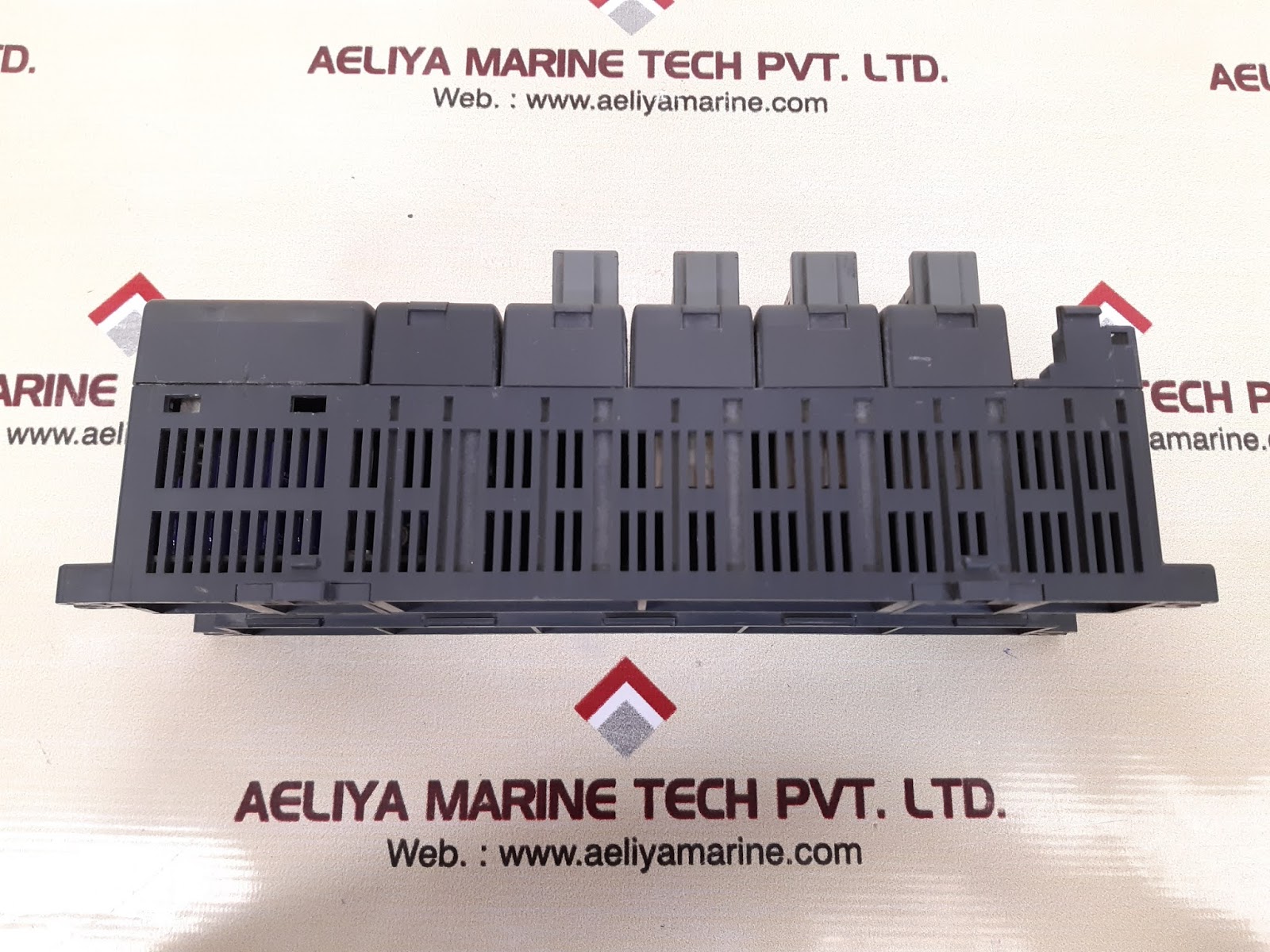 KOYO DIRECT LOGIC 205 BASE UNIT WITH POWER SUPPLY D2-06BDC-1 - Image 3