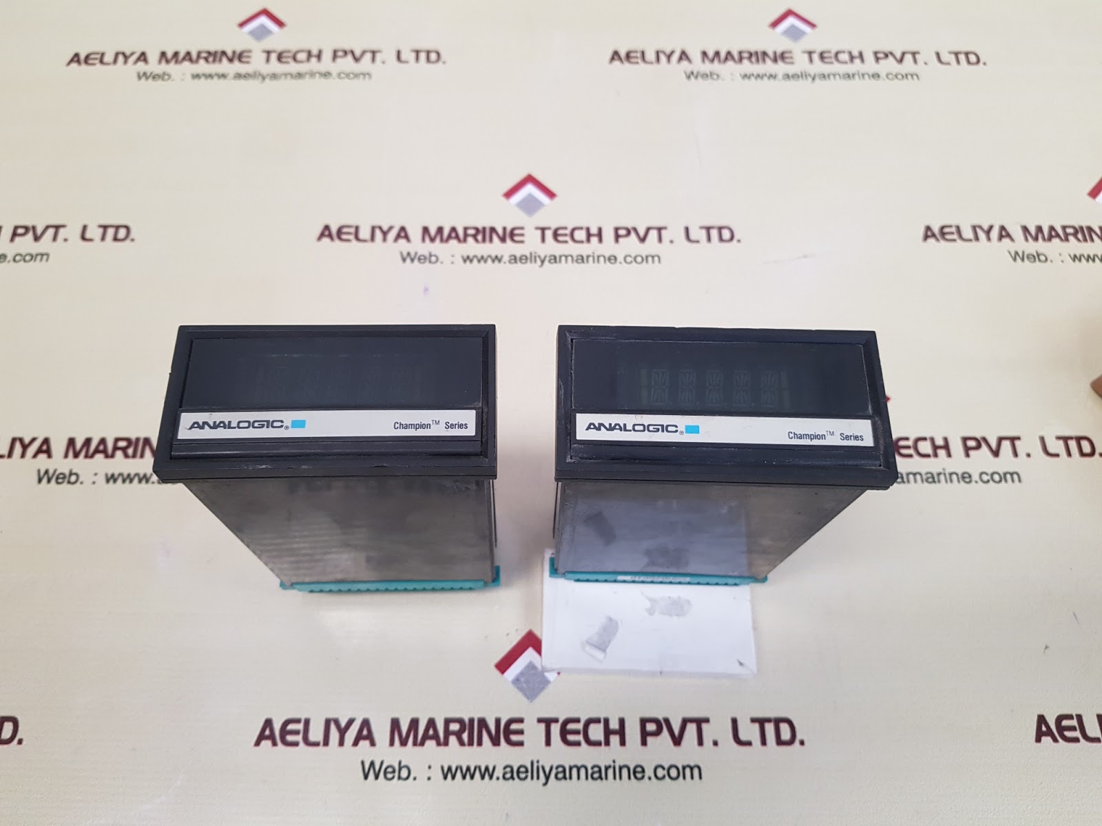 ANALOGIC AN2400-3-0-X VOLTAGE/CURRENT CONTROLLER PANEL METER