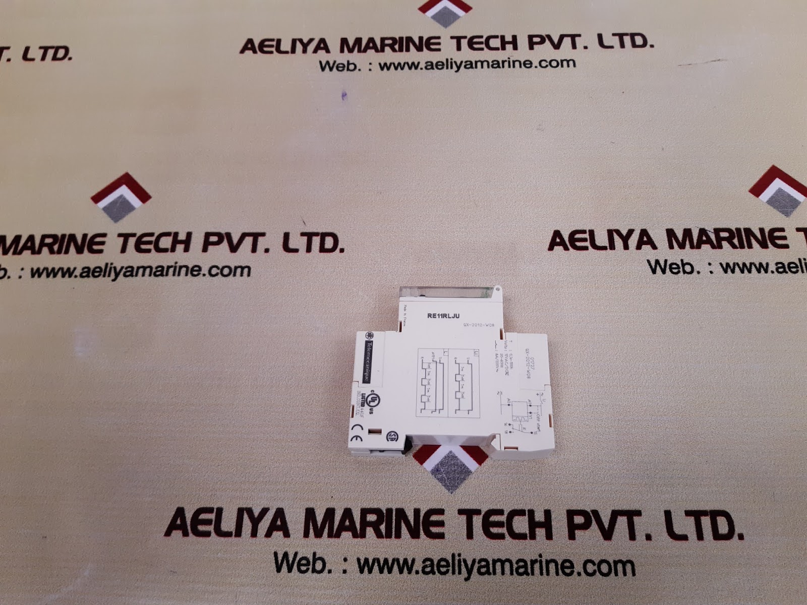 TELEMECANIQUE SCHNEIDER ELECTRIC RE11RLJU RELAY - Image 3