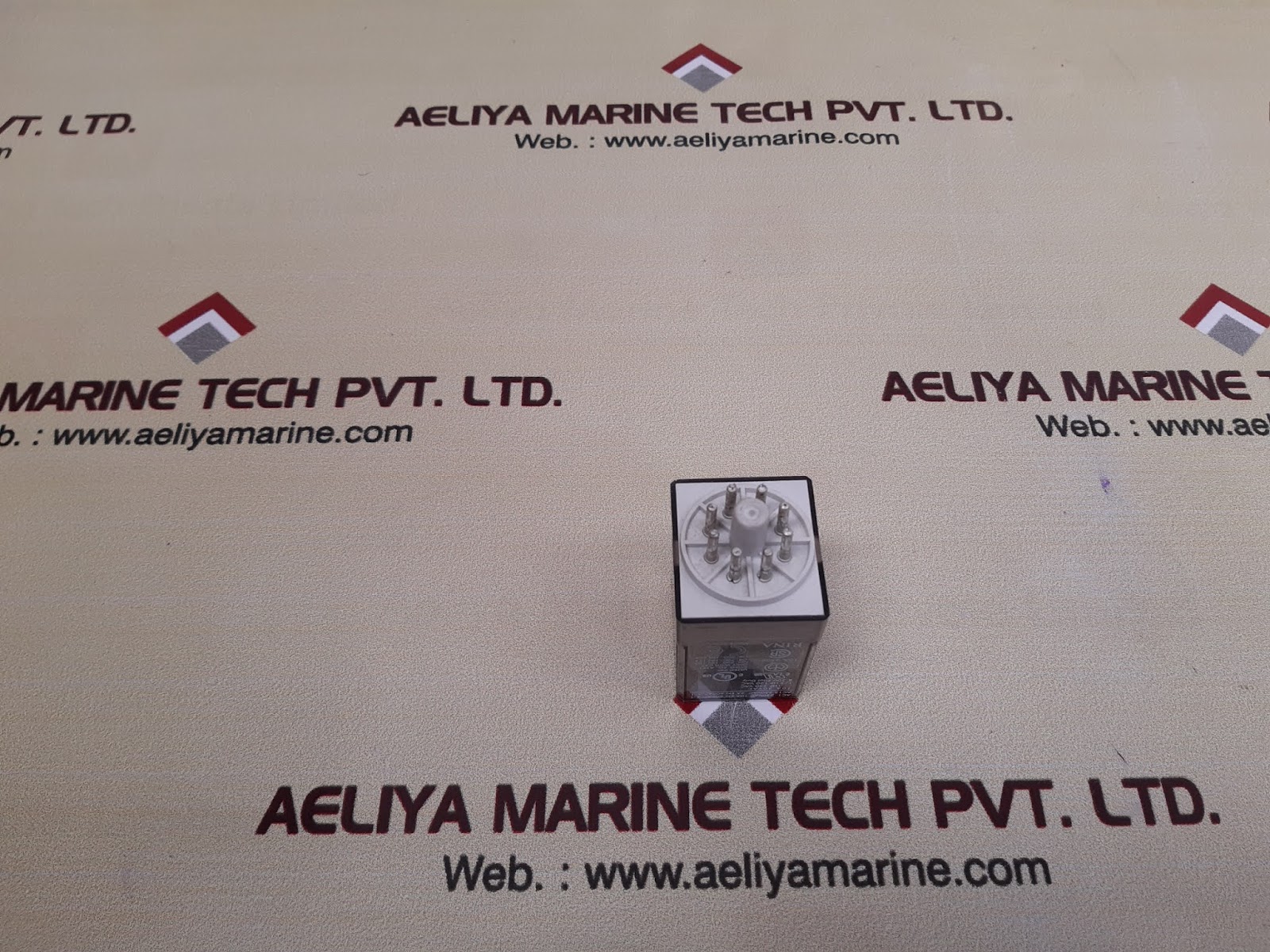 ALLEN- BRADLEY 700-HA32A2 RELAY - Image 3