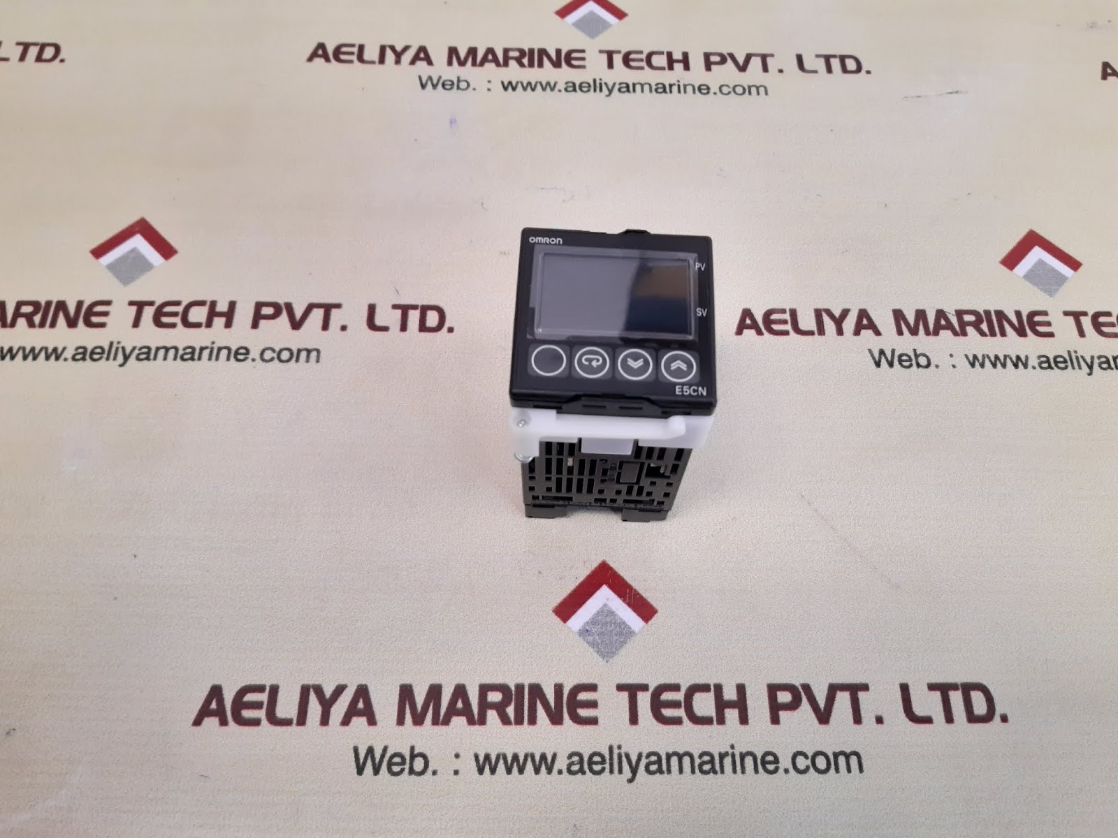 OMRON E5CN-R2T DIGITAL TEMPERATURE CONTROLLER - Image 3