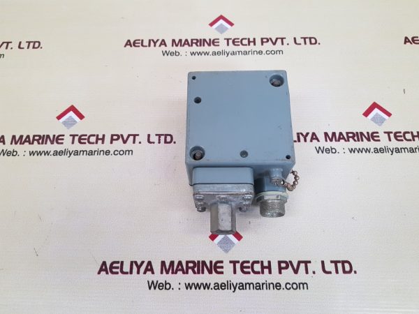 SQUARE D GAW-5 PRESSURE SWITCH 21-10 BAR - Image 3