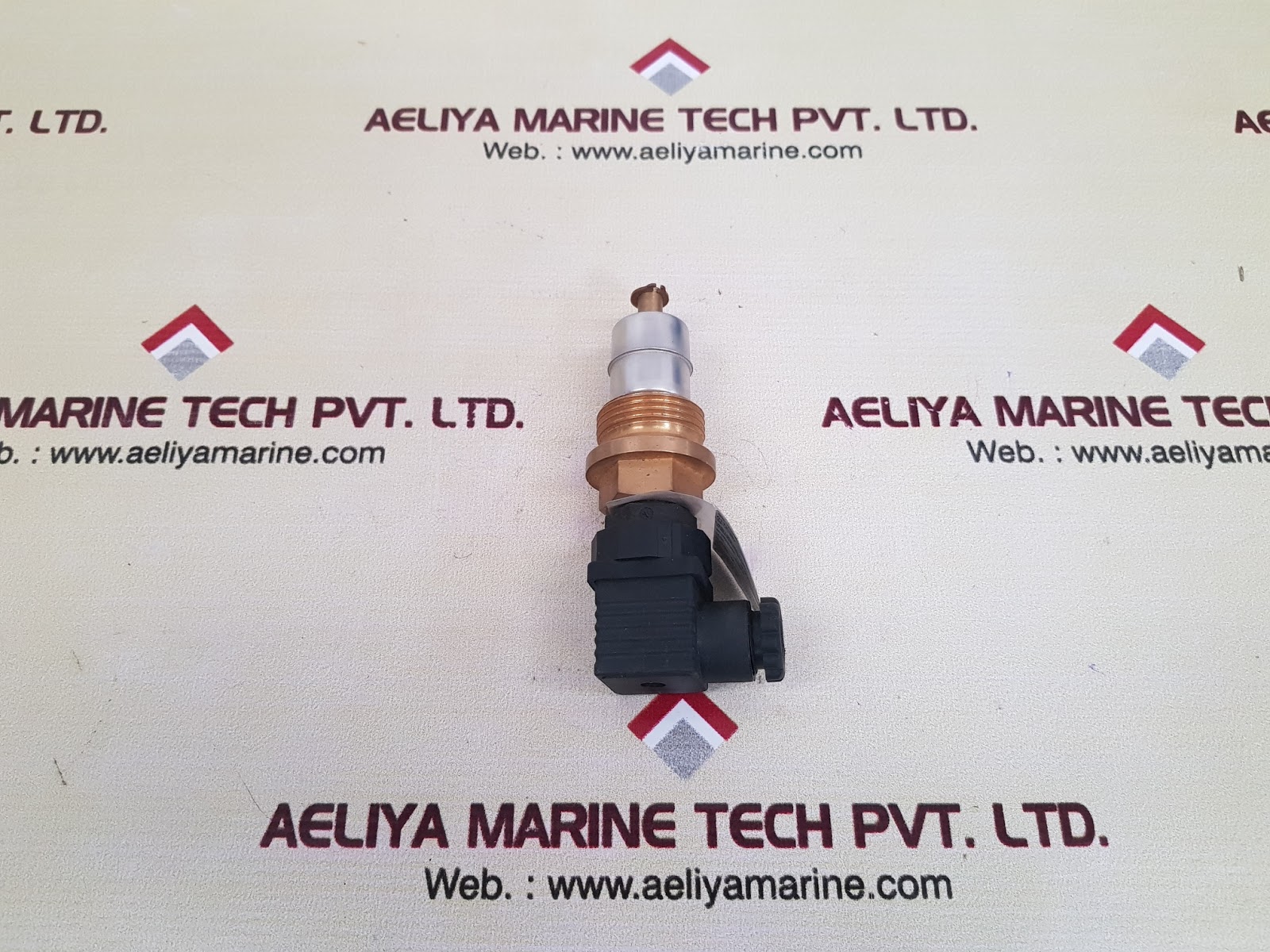 BARKSDALE 0112-387 PRESSURE SWITCH