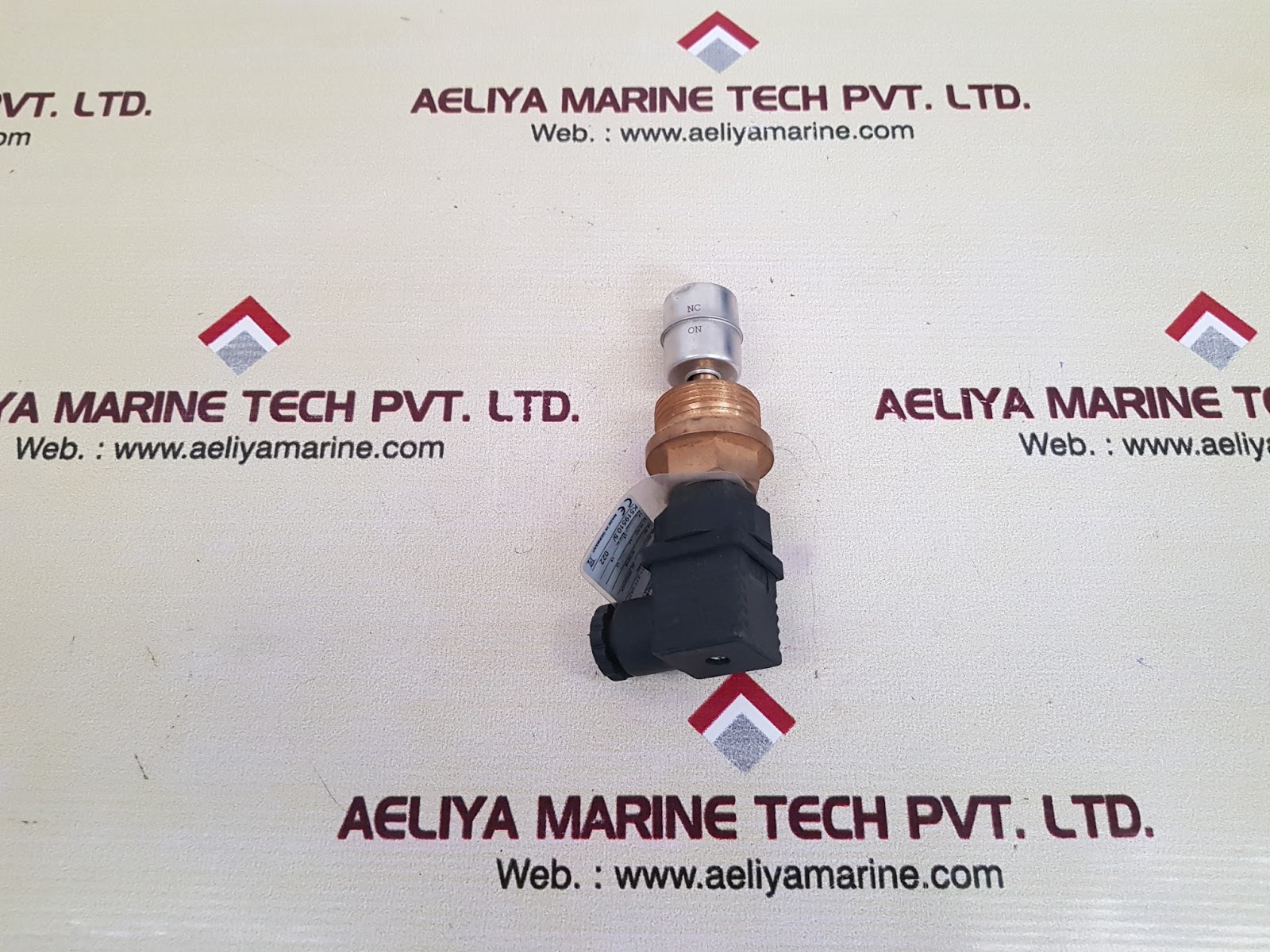 BARKSDALE 0112-387 PRESSURE SWITCH - Image 2