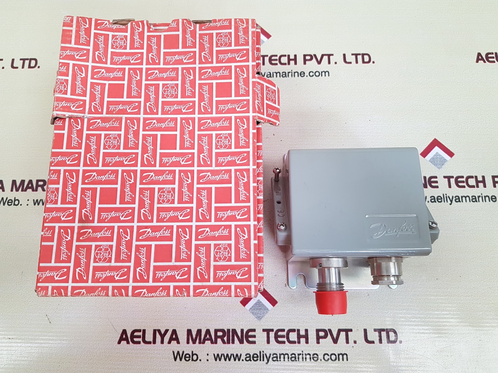 DANFOSS EMP 2 PRESSURE TRANSMITTER 084G2136