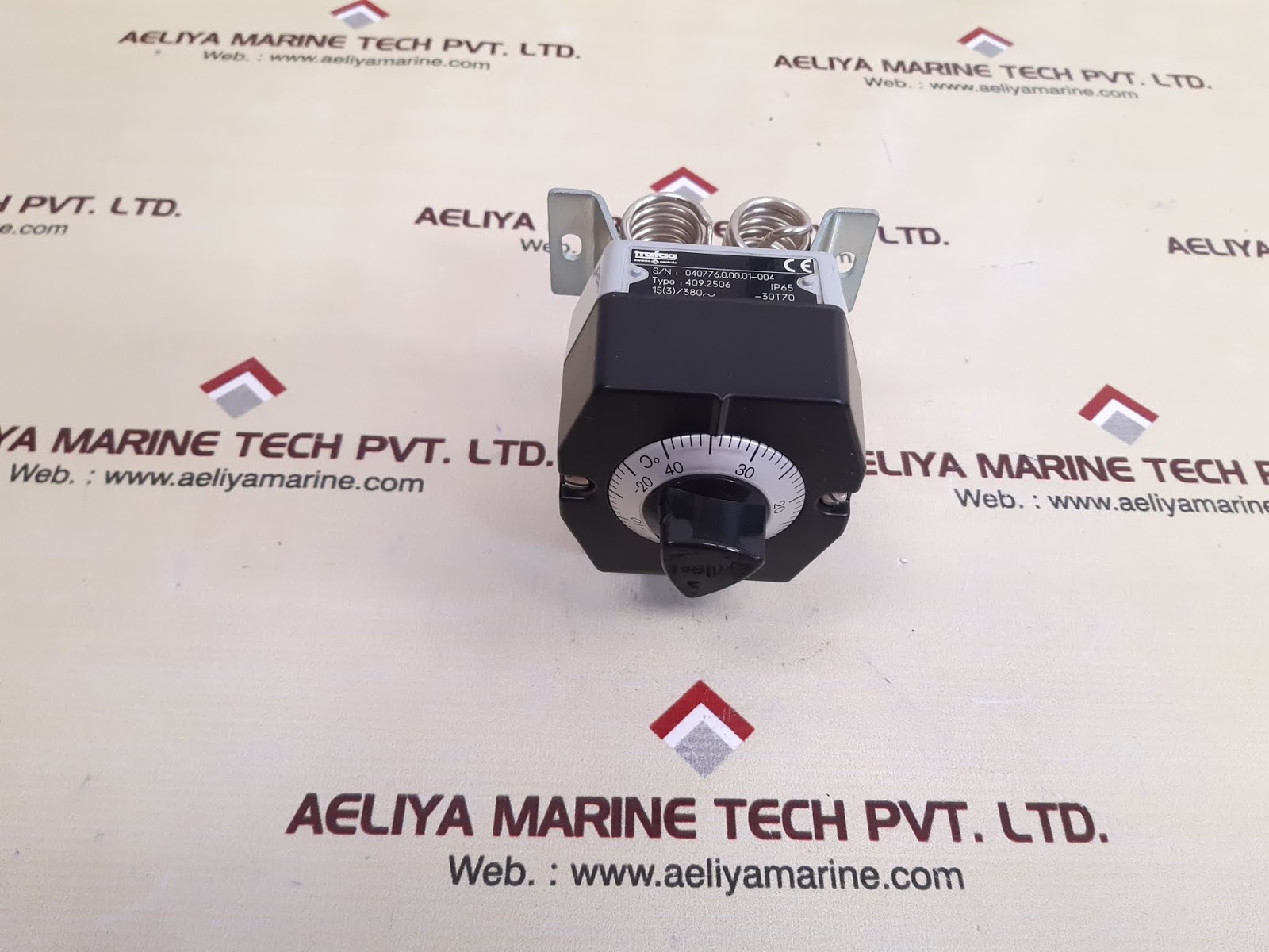 TRAFAG SENSOR 409 2506 523 27 - Image 2