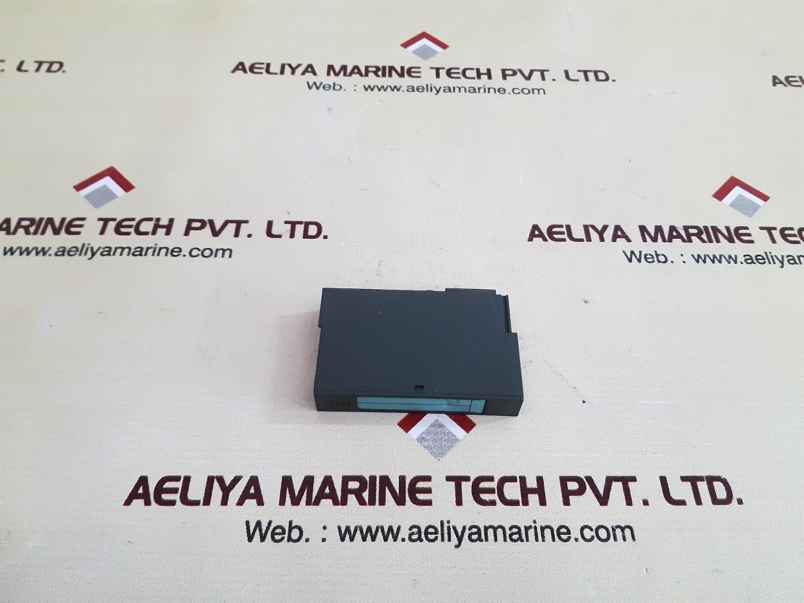 SIEMENS SIMATIC S7 6ES7 131-4BF00-0AA0 MODULE - Image 3