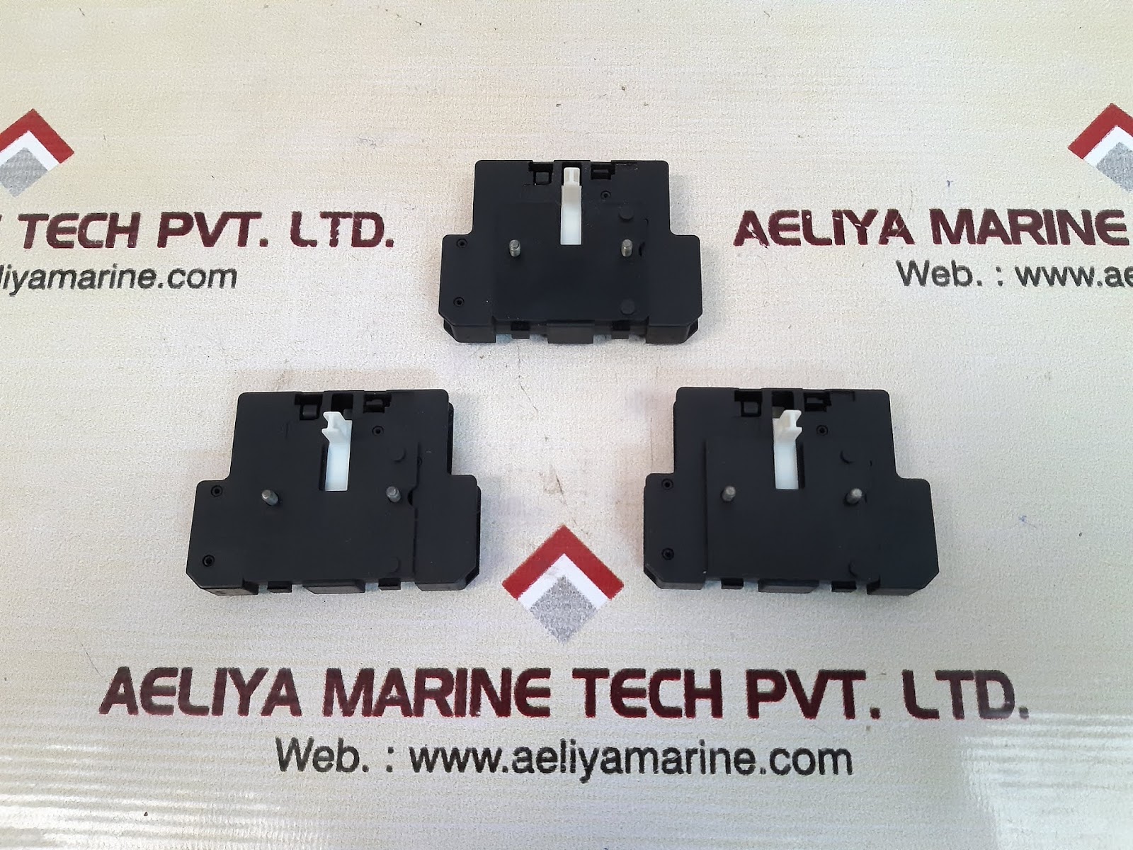 SIEMENS 3TY6 501-1A AUXILIARY SWITCH