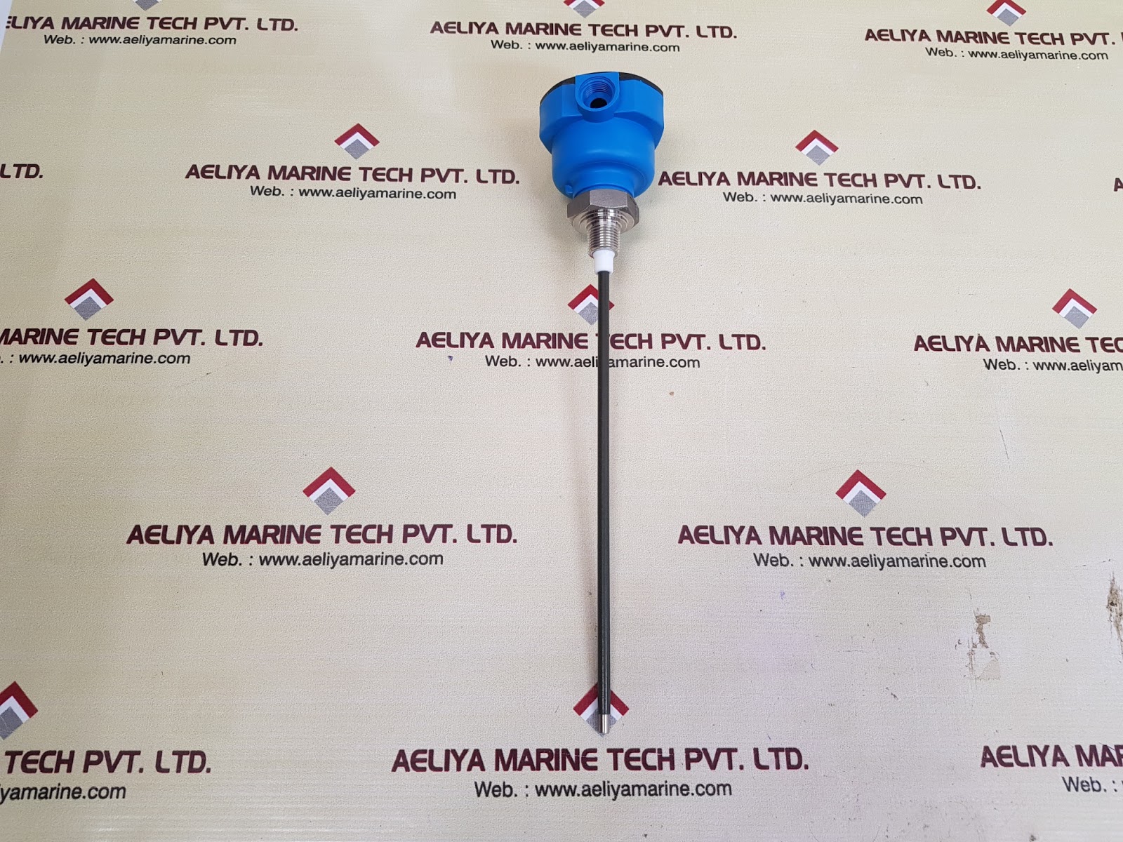OMEGA LVCF-111-12-ETFE CONDUCTIVE LEVEL SWITCHES - Image 3