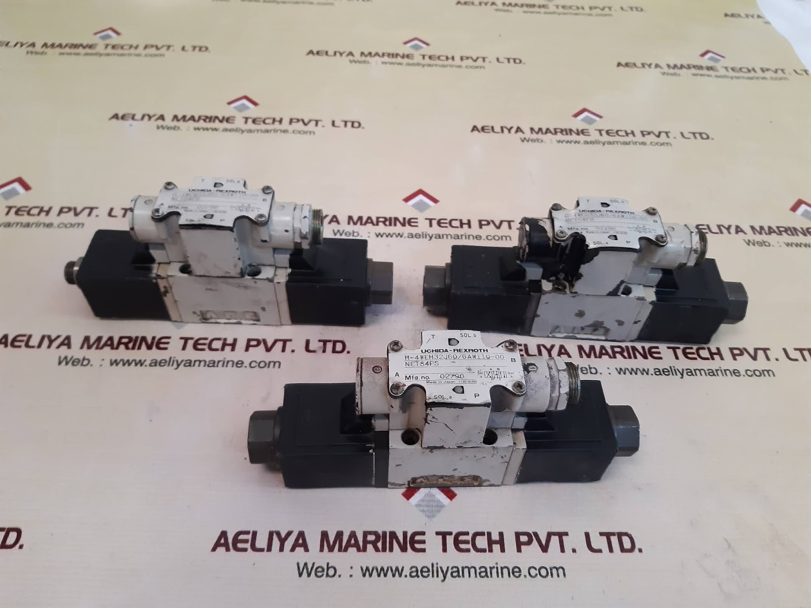 UCHIDA-REXROTH H-4WEH32J60/6AW110-00 DIRECTIONAL CONTROL VALVE