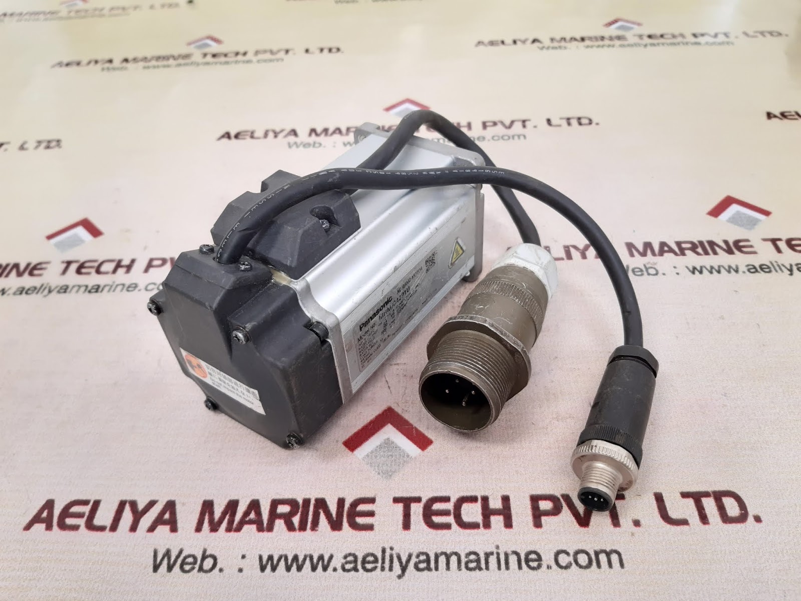 PANASONIC MHMJ042P1U AC SERVO MOTOR - Image 3