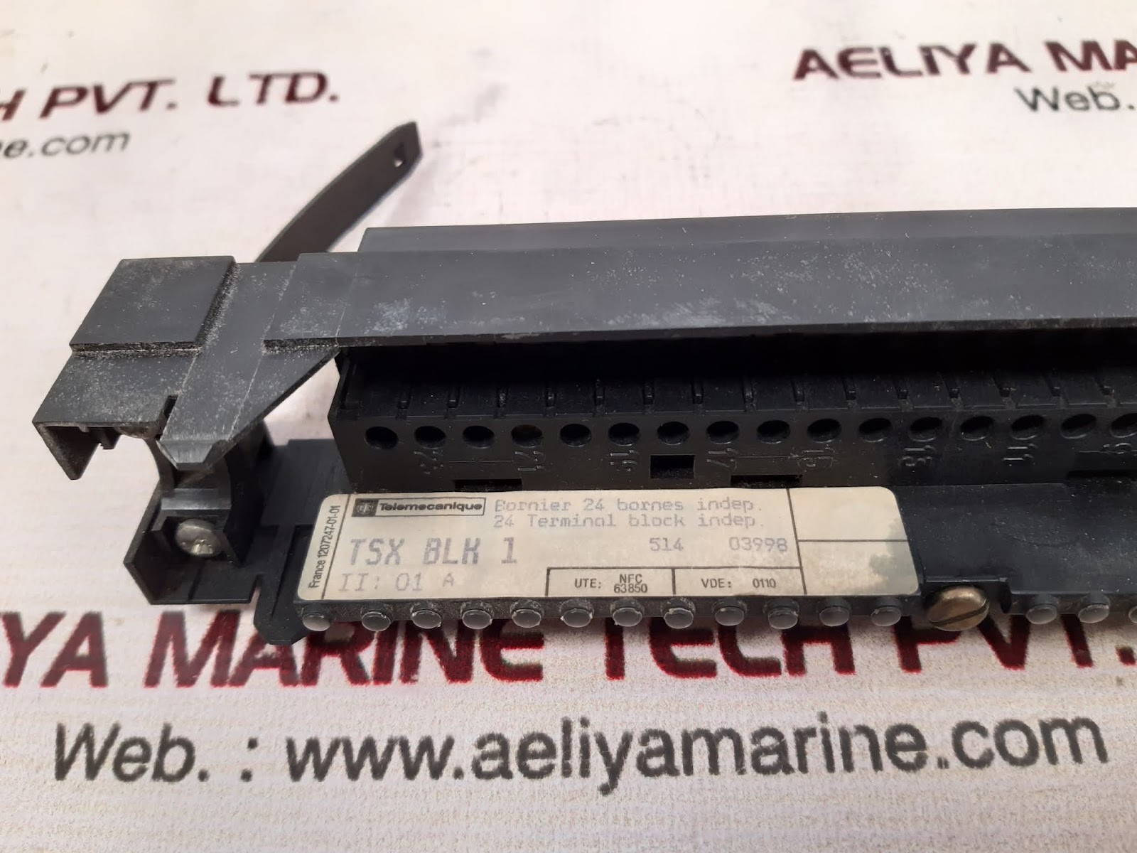 TELEMECANIQUE TSX BLK 1 TERMINAL BLOCK - Image 3