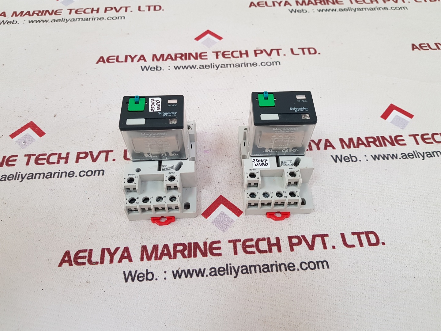 SCHNEIDER ELECTRIC 784XDXM4L-24D RELAY