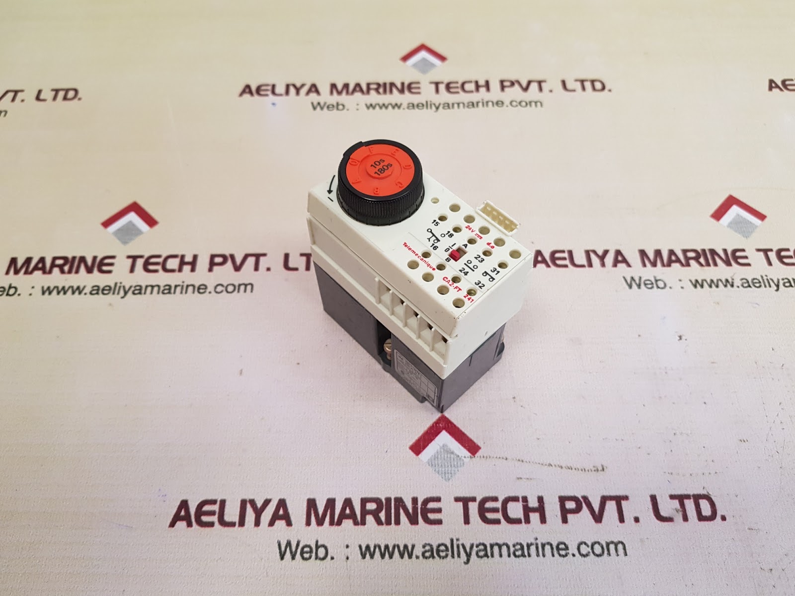 Telemecanique ca2-ft 241 time delay relay - Image 2